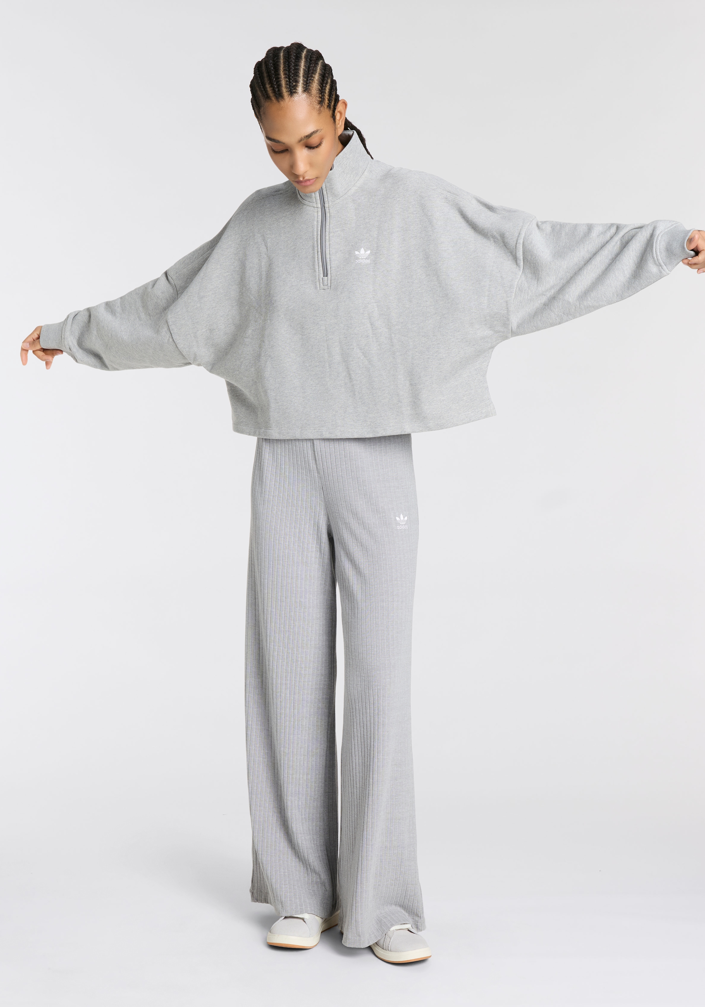 adidas Originals Sweatshirt »ESS SWEATSHIRT«