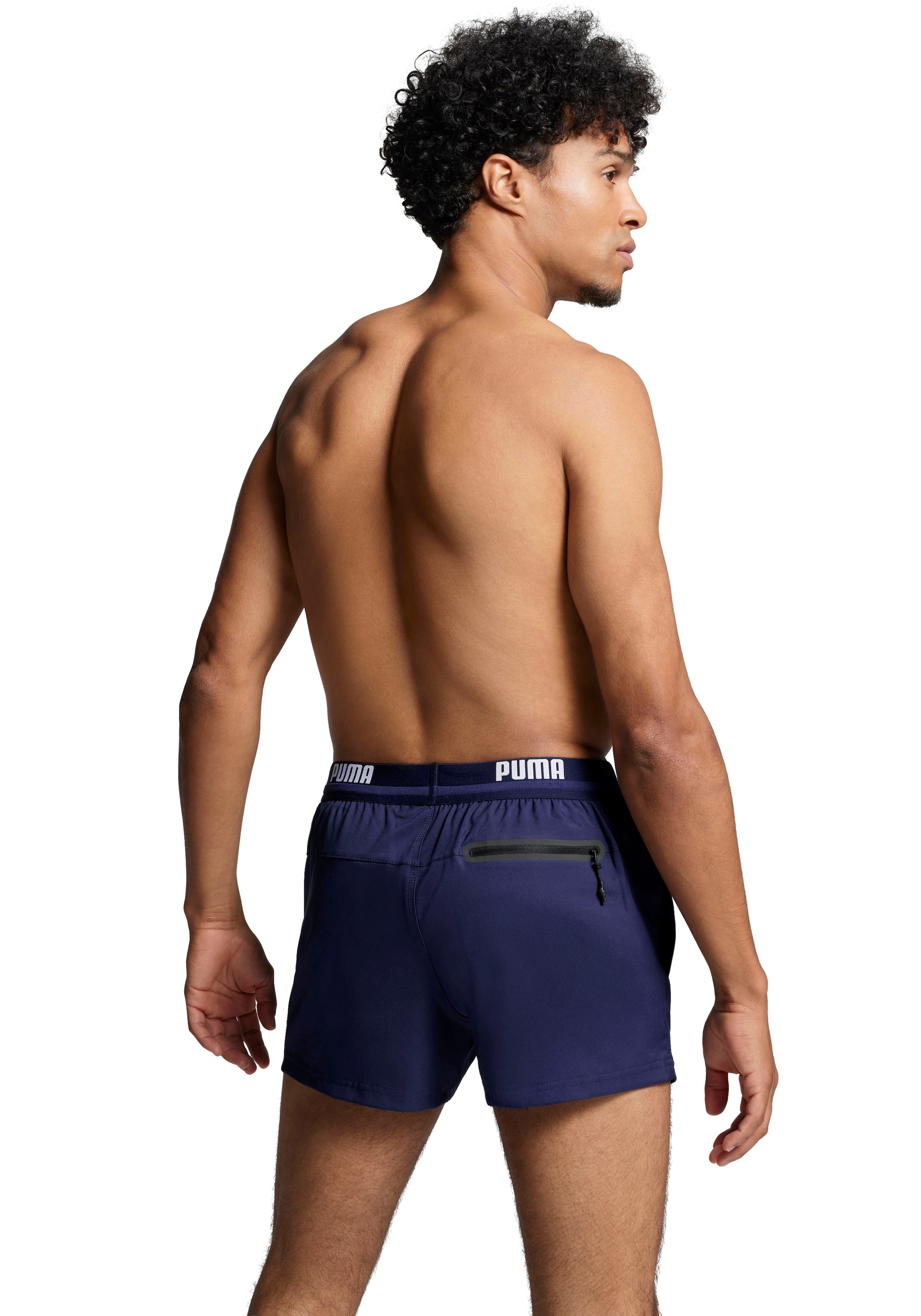 PUMA Badeshorts »PUMA SWIM MEN LOGO SHORT SHORTS 1P« Seitentaschen, Gesäßtasche mit Reißverschluss, Kordelzug