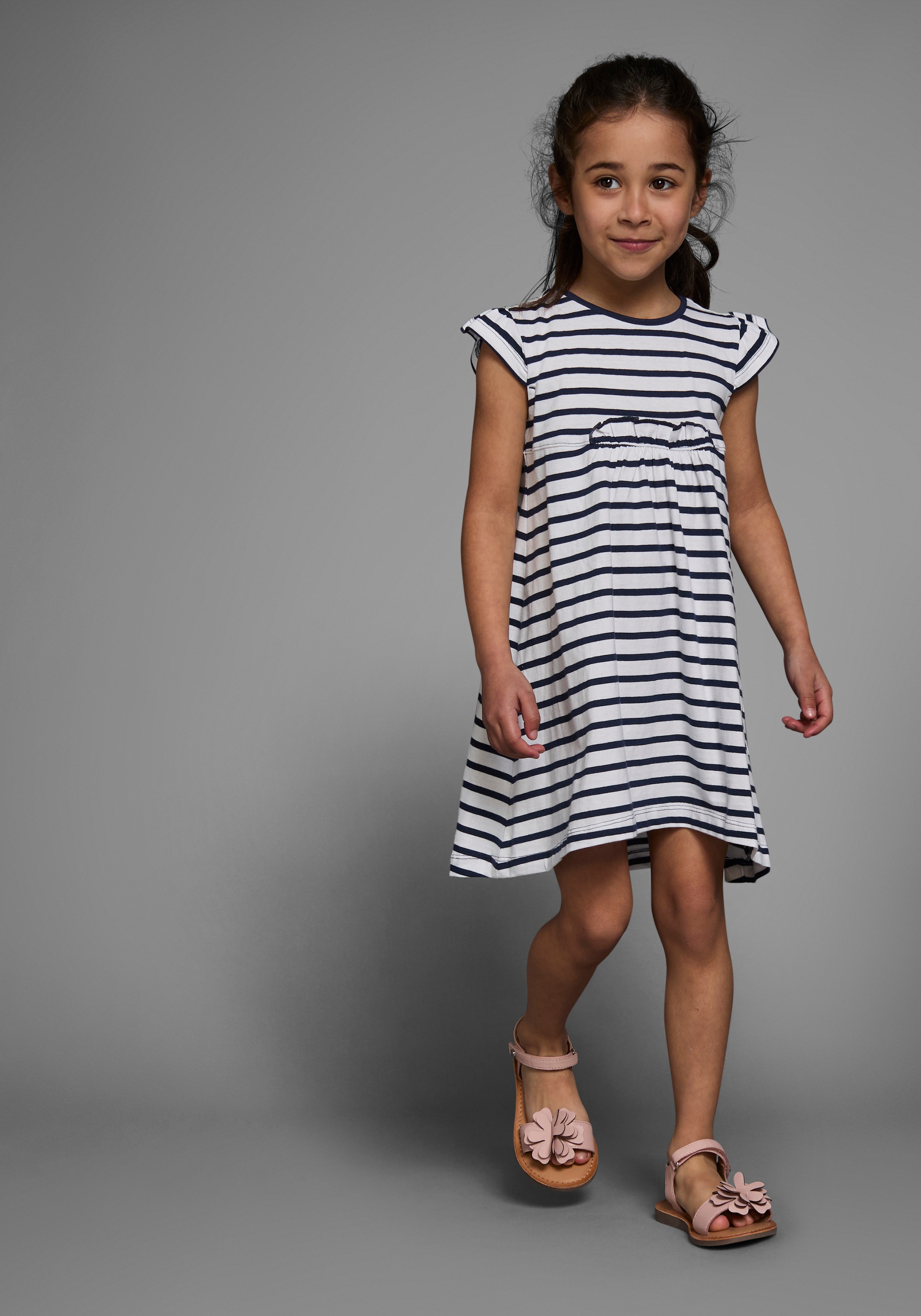 KIDSWORLD Jerseykleid »für kleine Mädchen« Packung, 2, 2 Stk. tlg. kniefrei,  modischer Stil,  aus reiner Baumwolle,  breite Träger