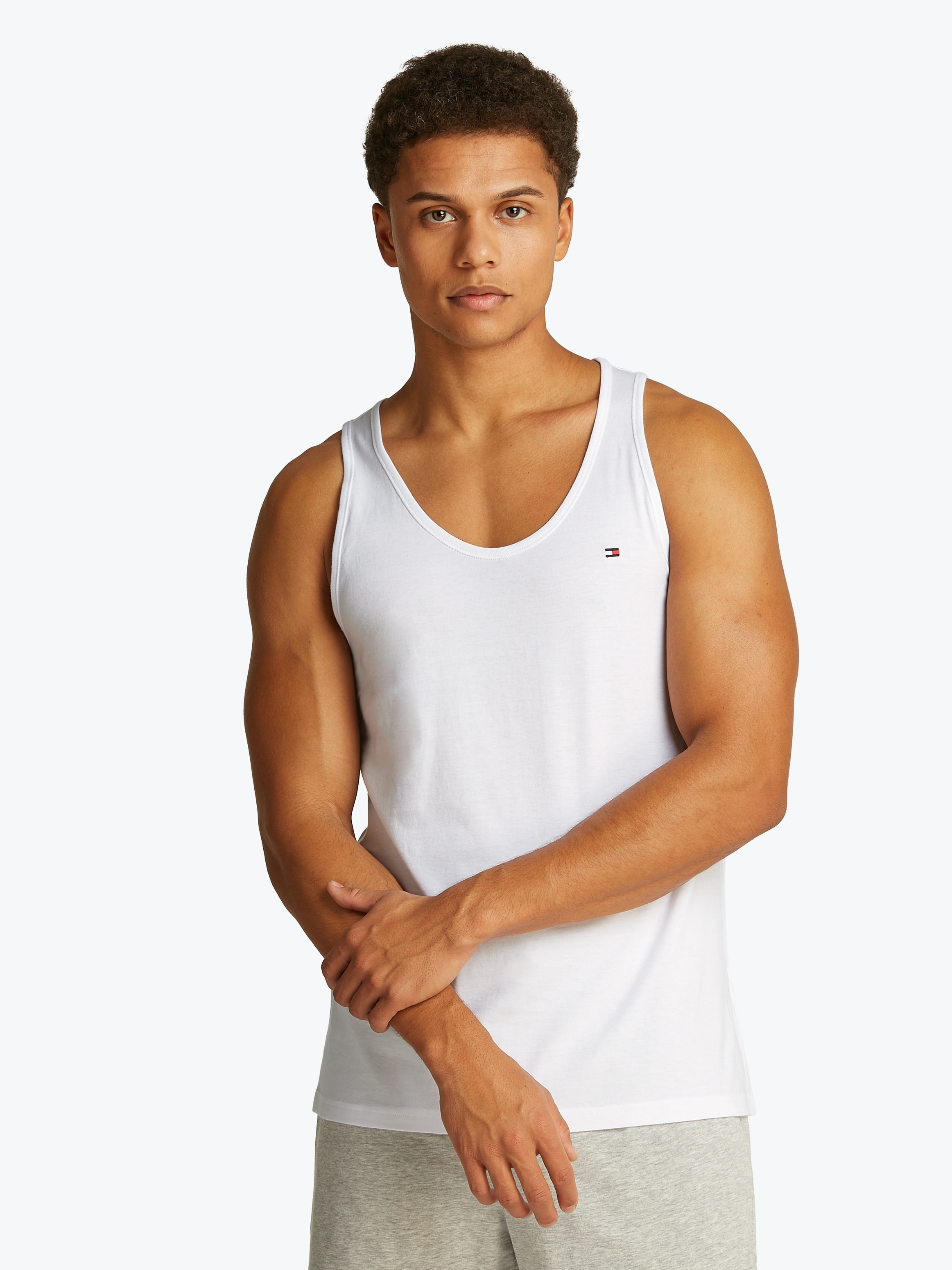 Tommy Hilfiger Underwear Tanktop »3P TANK TOP«, (Packung, 3 tlg., 3er), mit Logo-Stickerei