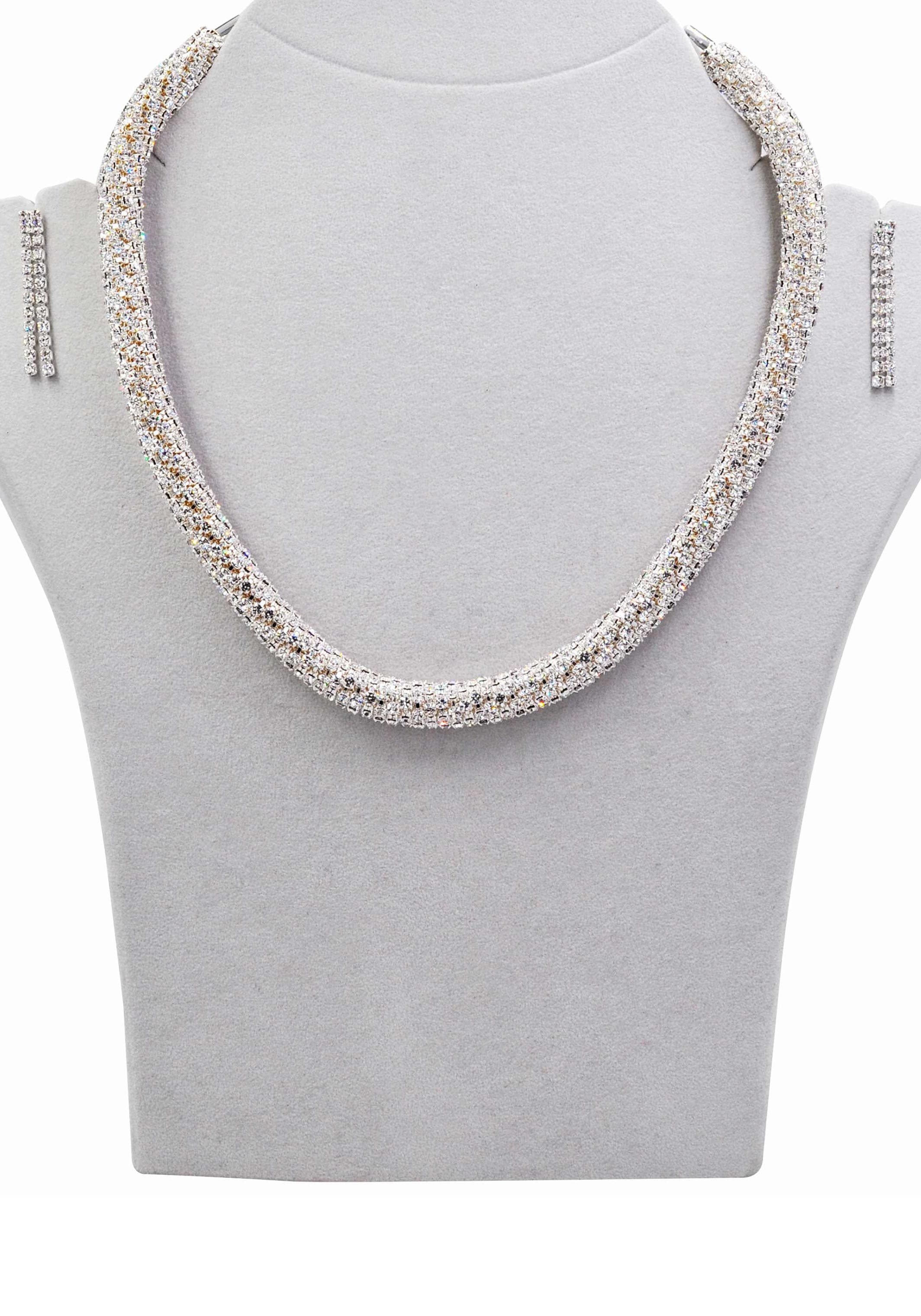 Firetti Ohrring und Ketten Set »Strass-Schmuckset, stilvoll, elegant und glamourös« (Set, 3 Stk. tlg.)  mit Glasstein