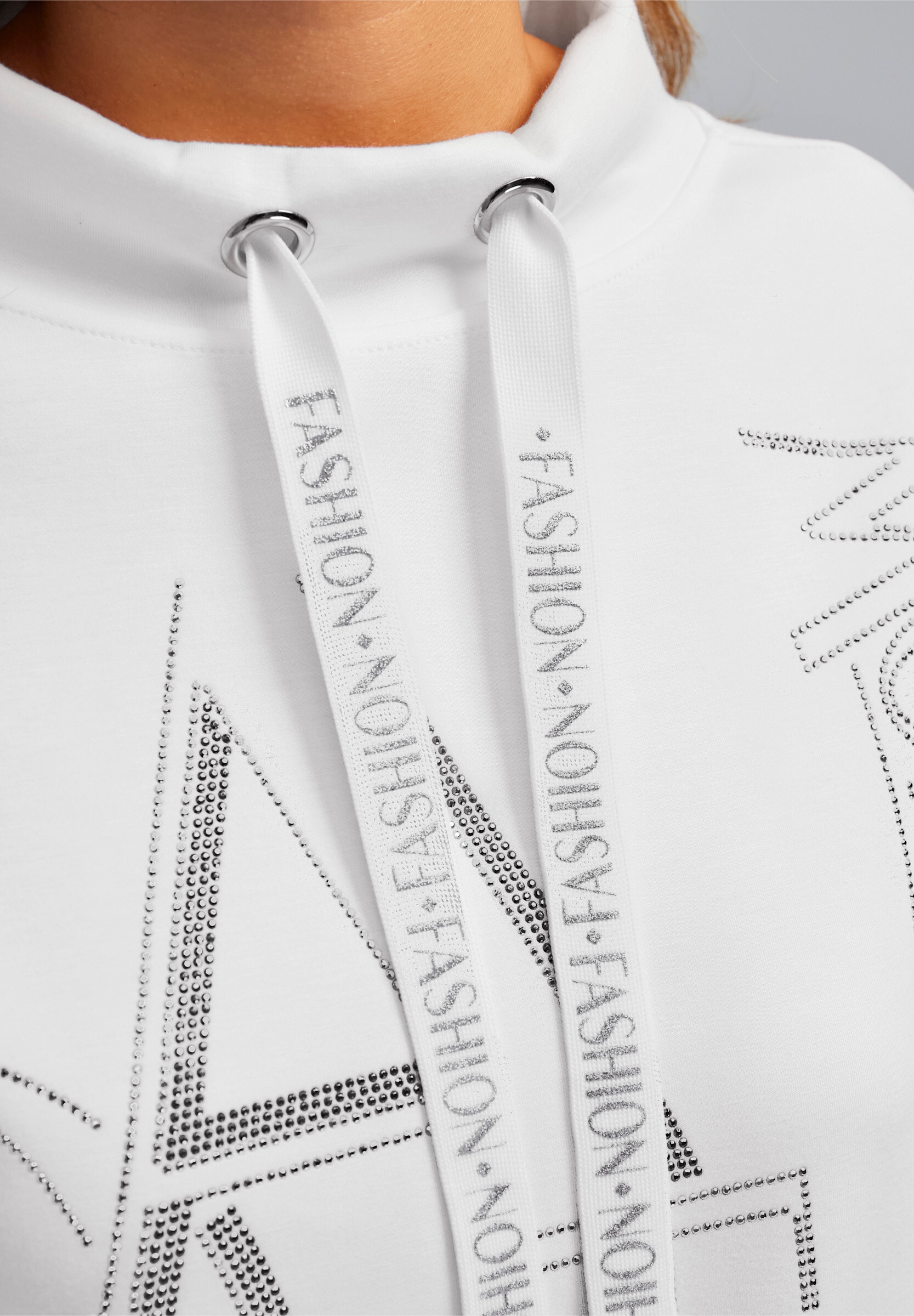 heine T-Shirt »Shirt Stehkragenshirt mit Glitzer-Schriftzug«