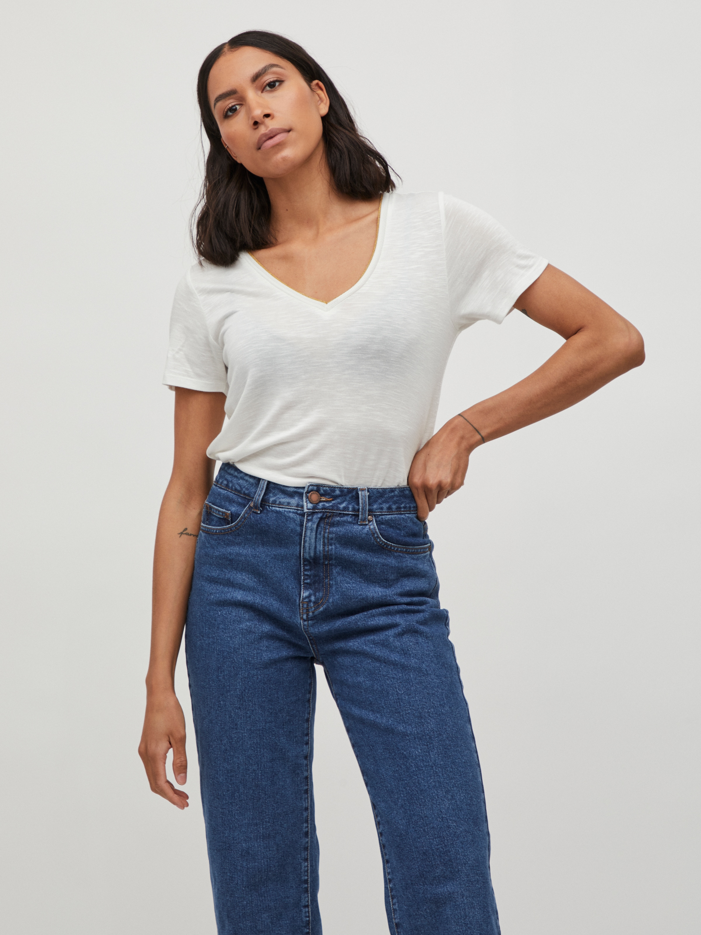 Vila T-Shirt »VINOEL S/S TOP - NOOS« Viskosemischung, regular fit