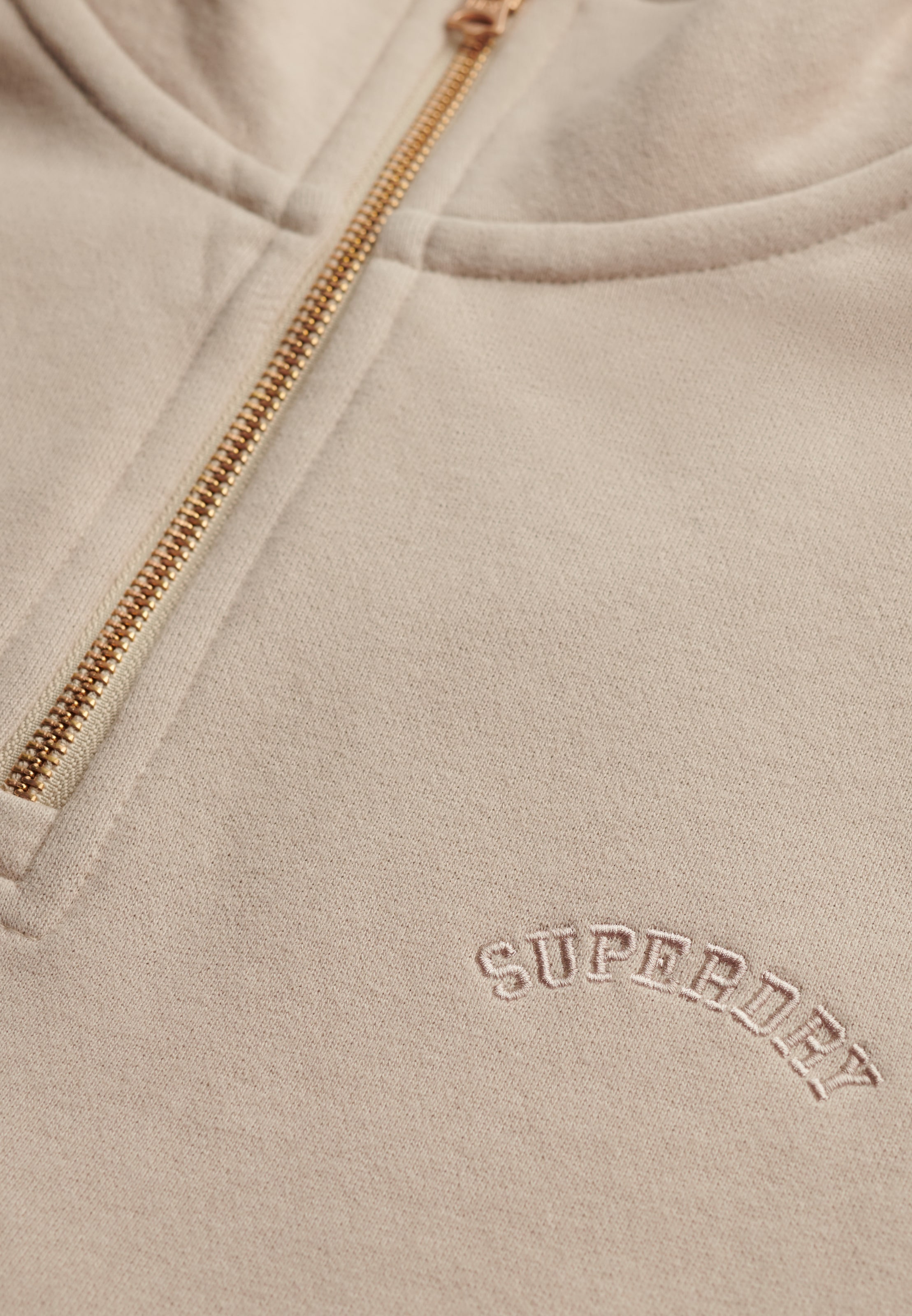 Superdry Sweatshirt »ESSENTIAL LOGO EMB HALF ZIP«
