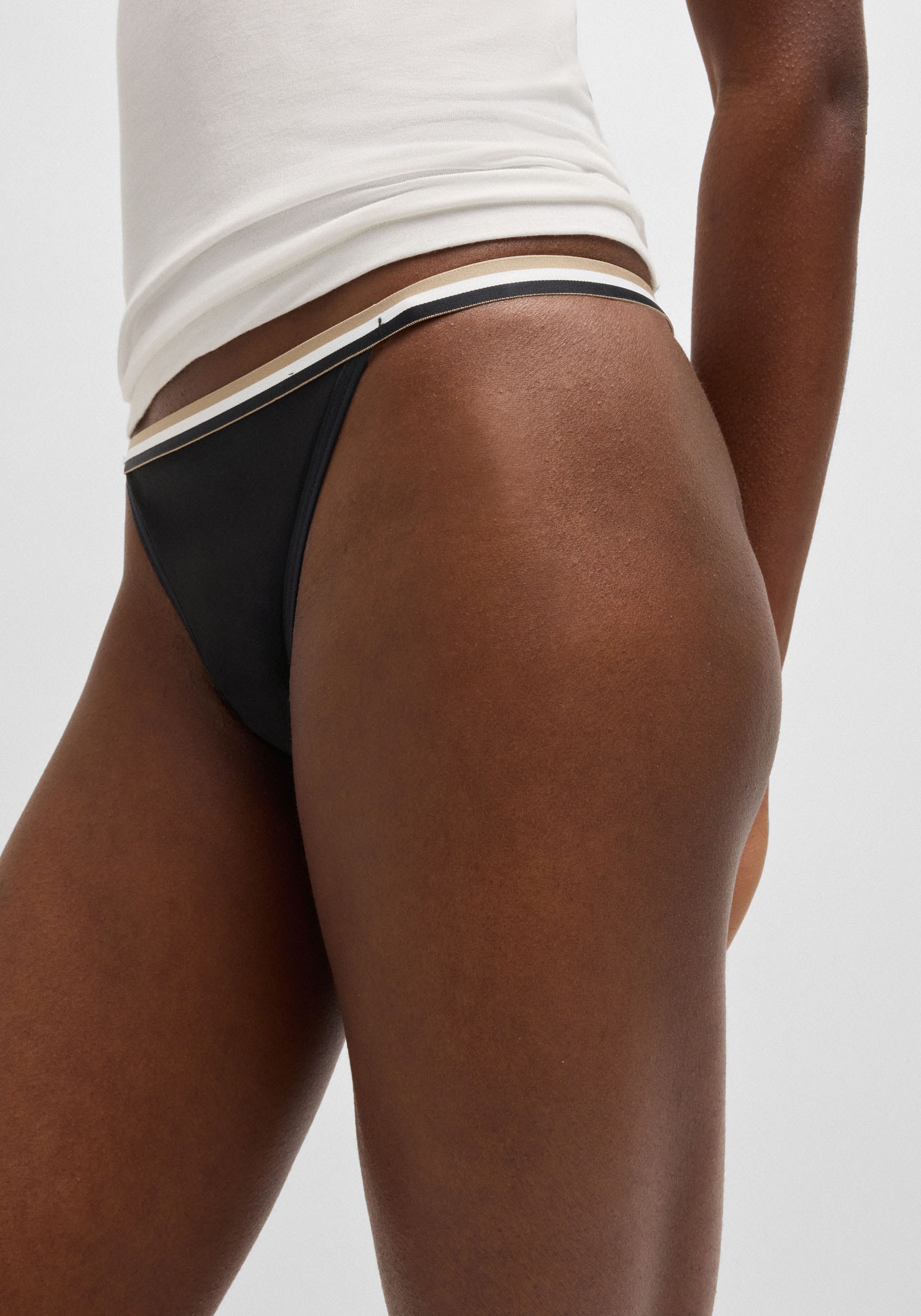 BOSS Tanga »3P STRING LACE«, (Packung, 3 St., 3er-Pack), mit Spitzendetails, sportlich gestreifter Bund