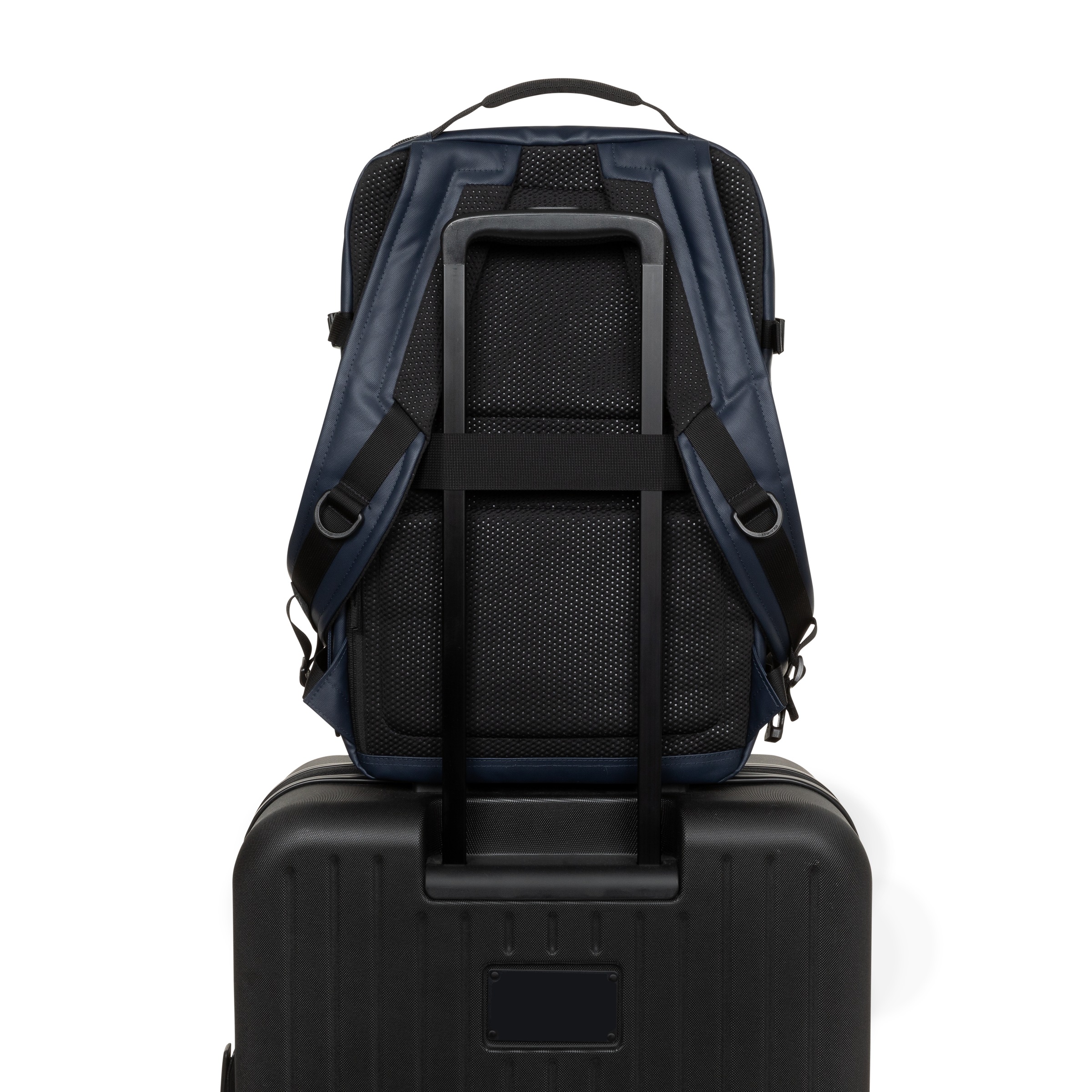 Eastpak Laptoprucksack »TECUM M« Unisex Businessrucksack mit 15" Laptopfach & 4 leichtgängigen Rollen