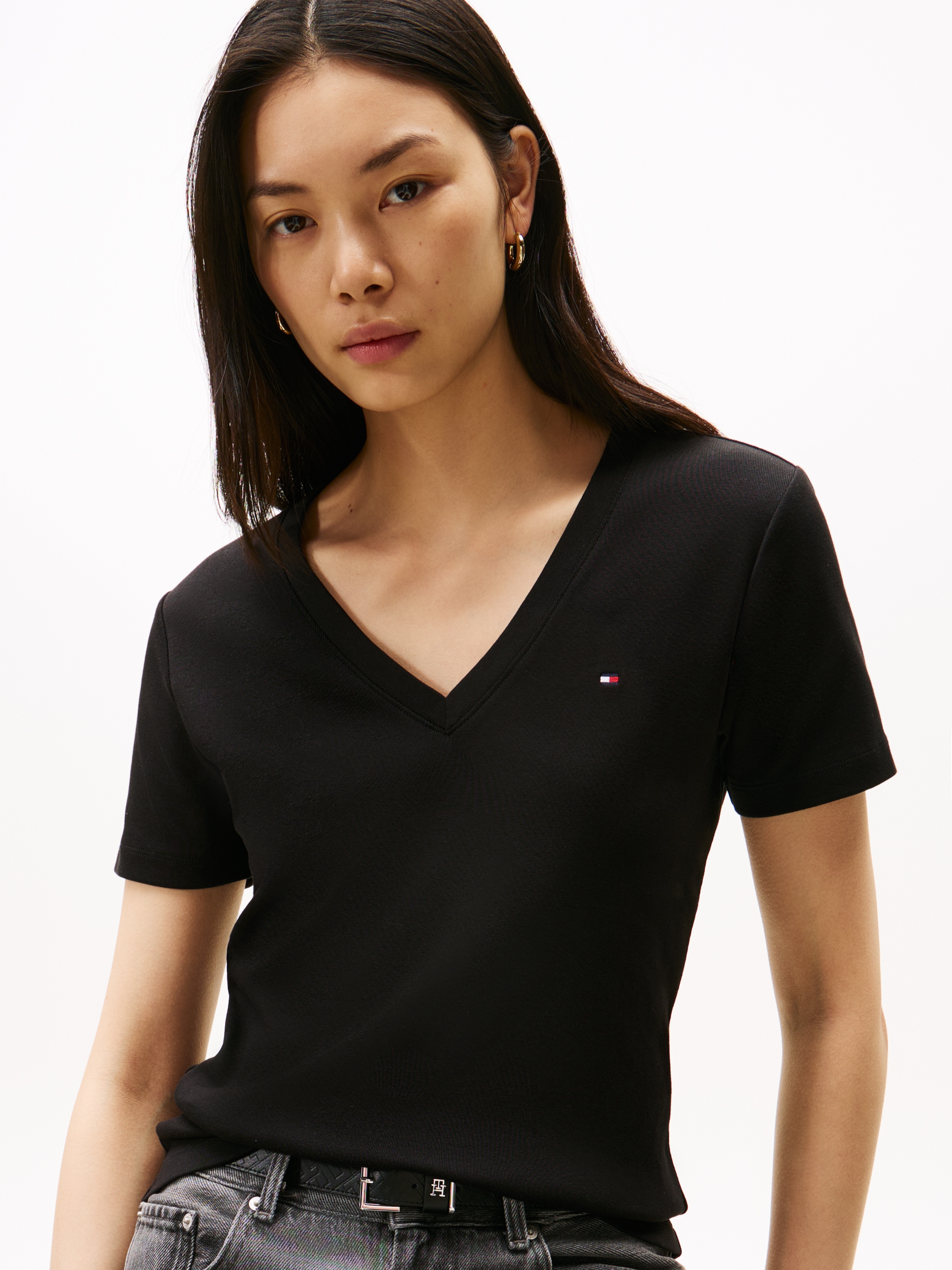 Tommy Hilfiger T-Shirt »CODY, Slim Fit«, mit V-Ausschnitt