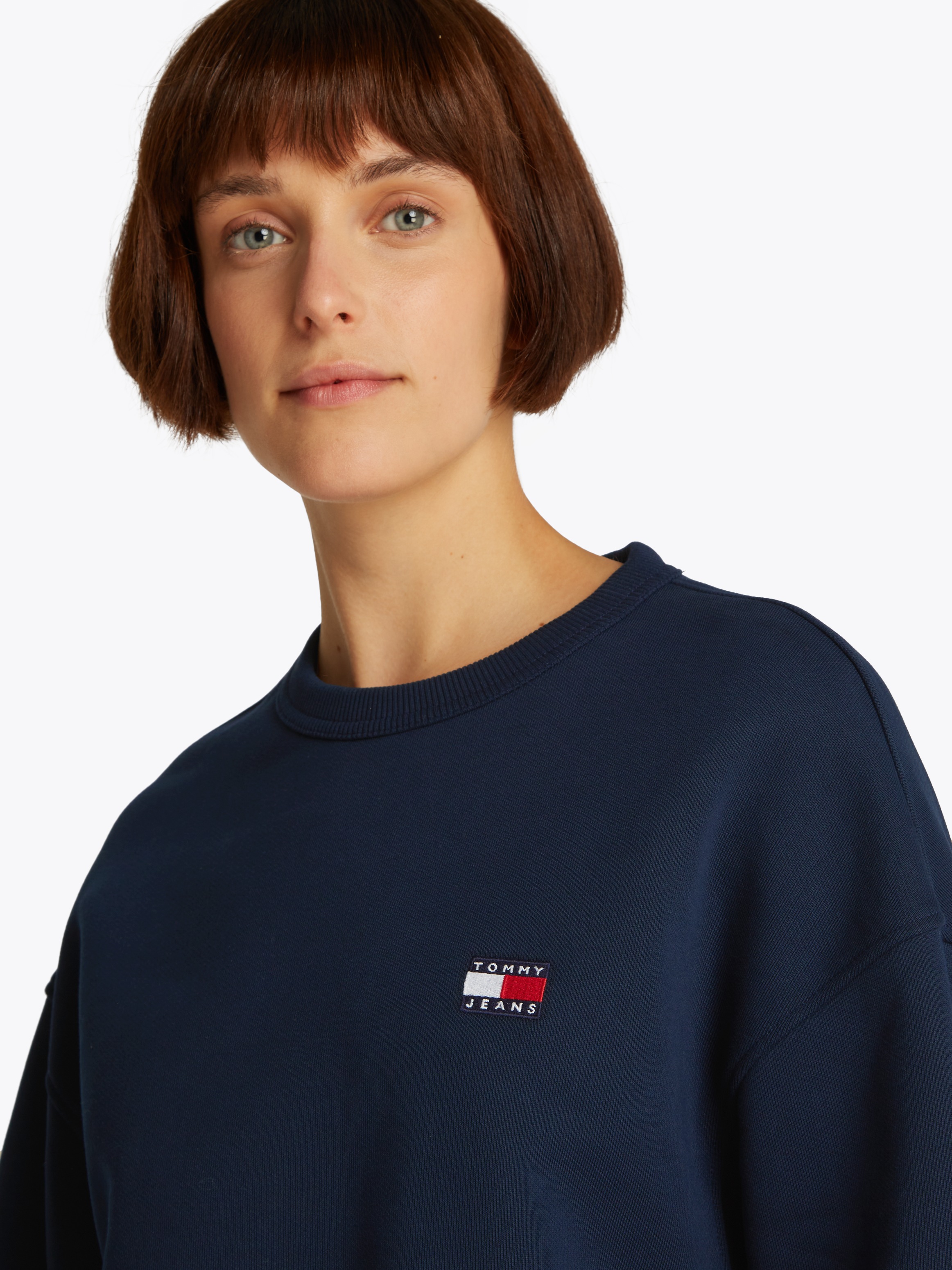 Tommy Jeans Sweatshirt »TJW BXY BADGE CREW«, mit Logo-Badge
