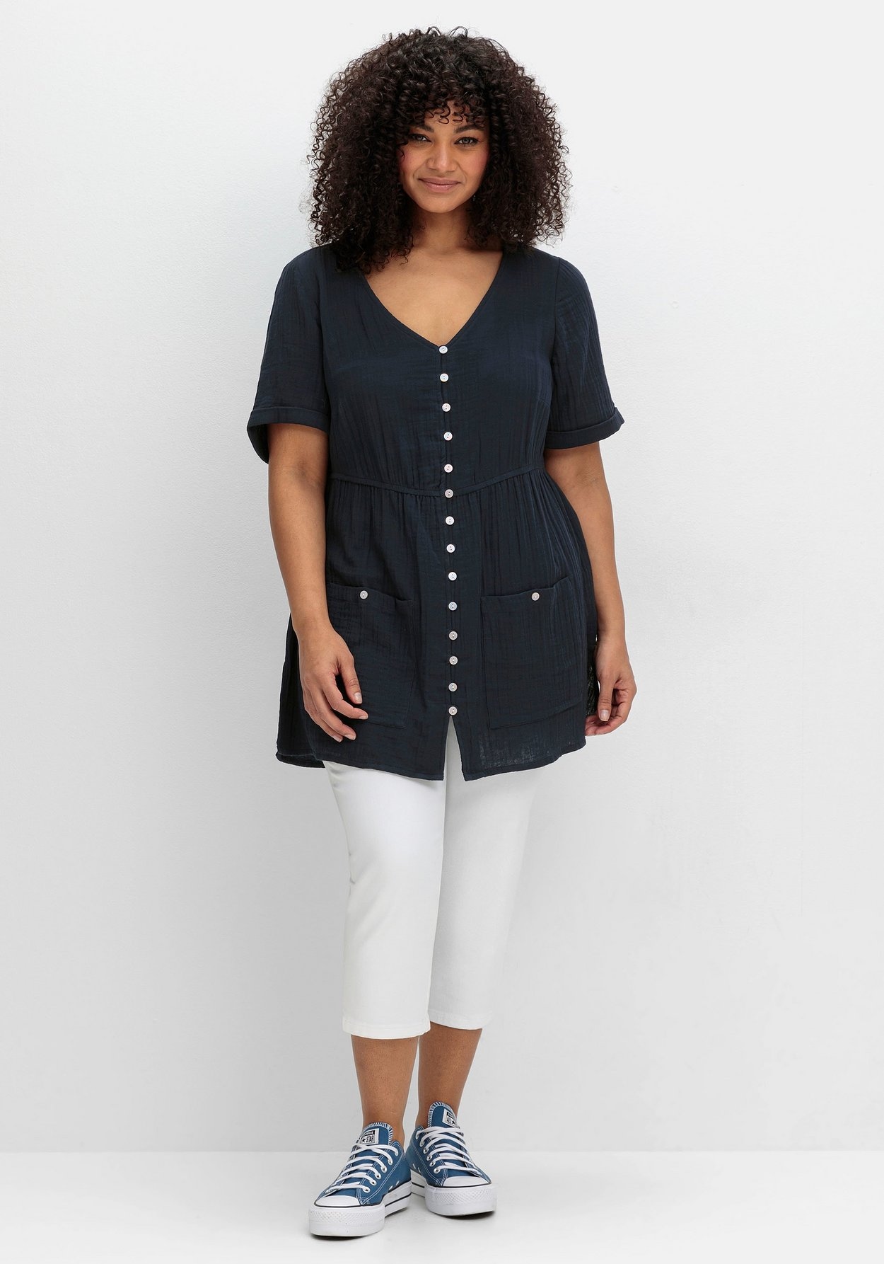 Sheego Longbluse »Longbluse mit Knopfleiste und Taschen«
