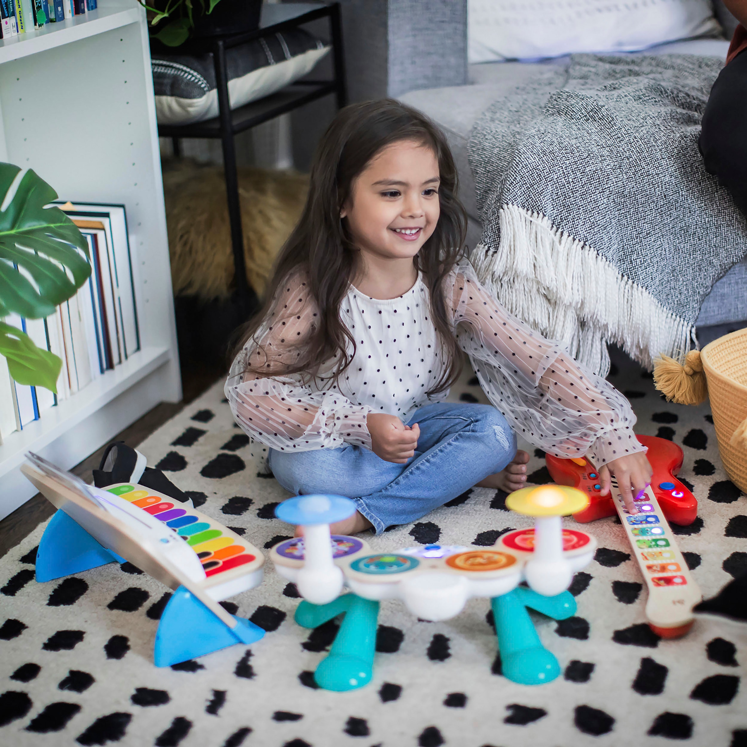 Hape Spielzeug-Musikinstrument »Baby Einstein, Together in Tune Piano™ Connected Magic Touch™«