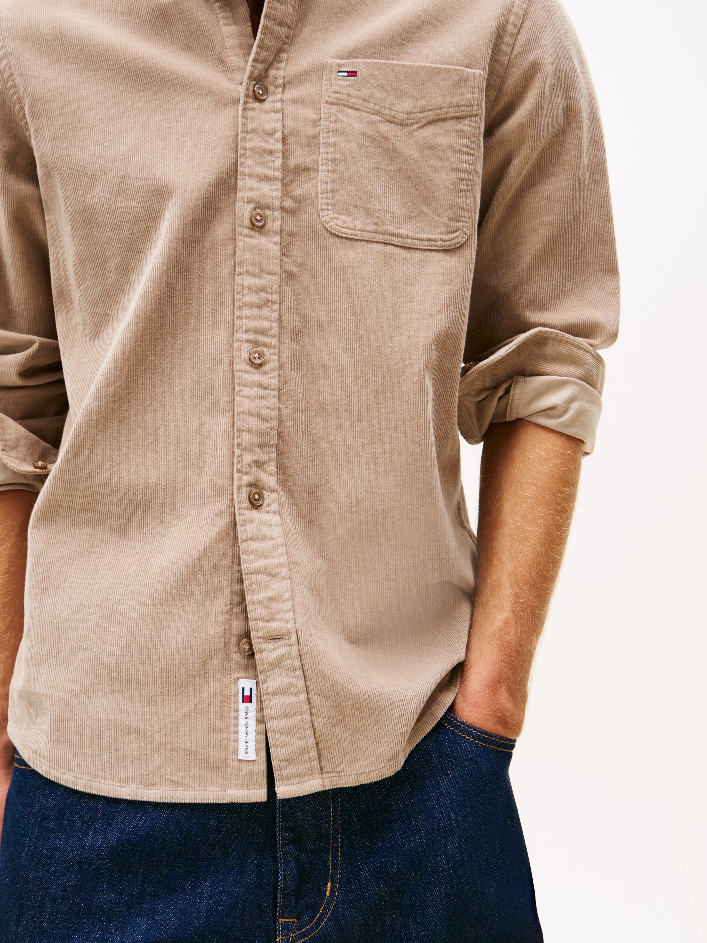Tommy Jeans Langarmhemd »TJM BABY CORD SHIRT EXT«, Regular Fit, Button-down-Kragen
