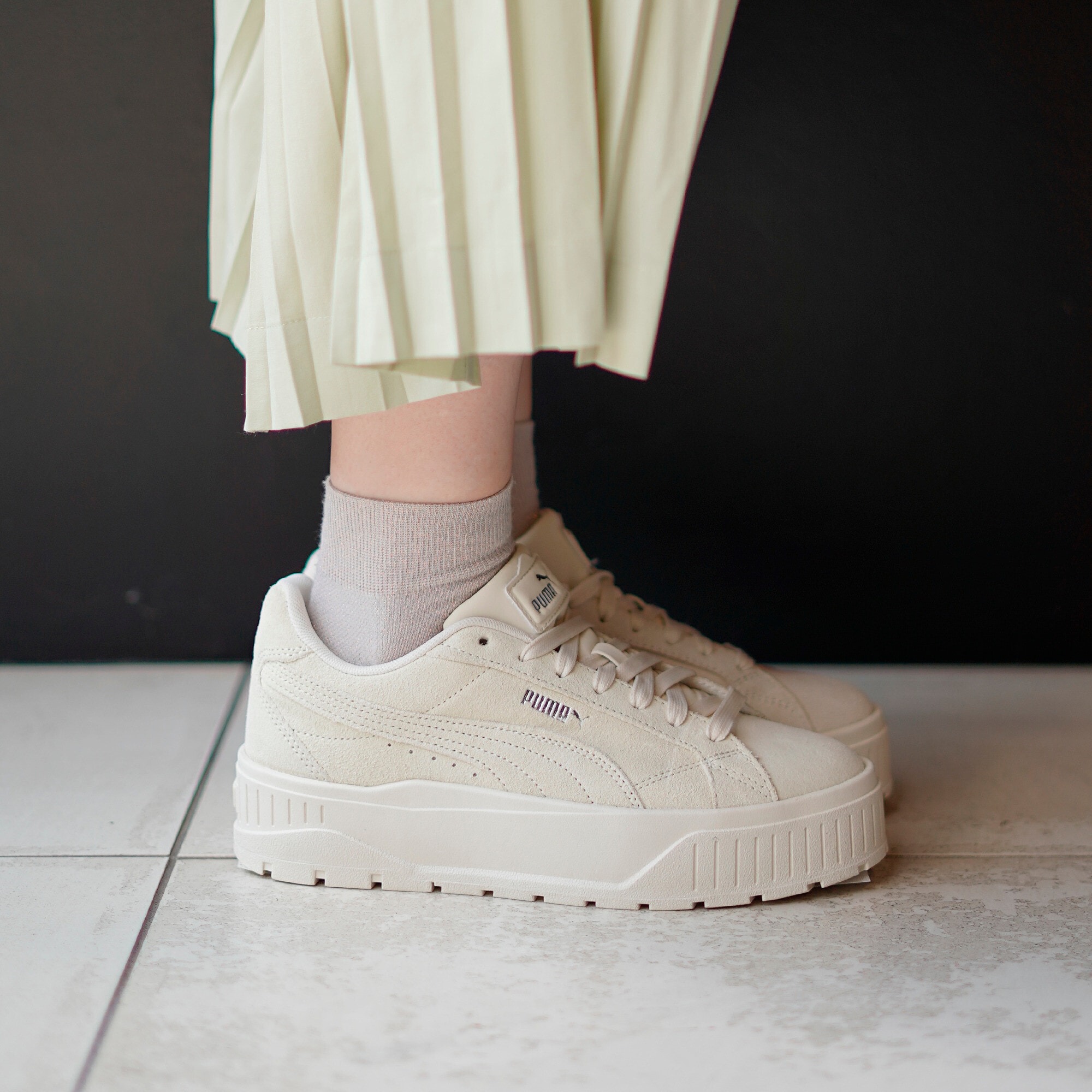 PUMA Sneaker »KARMEN II«  mit markanter Plateausohle, robuste Gummilaufsohle