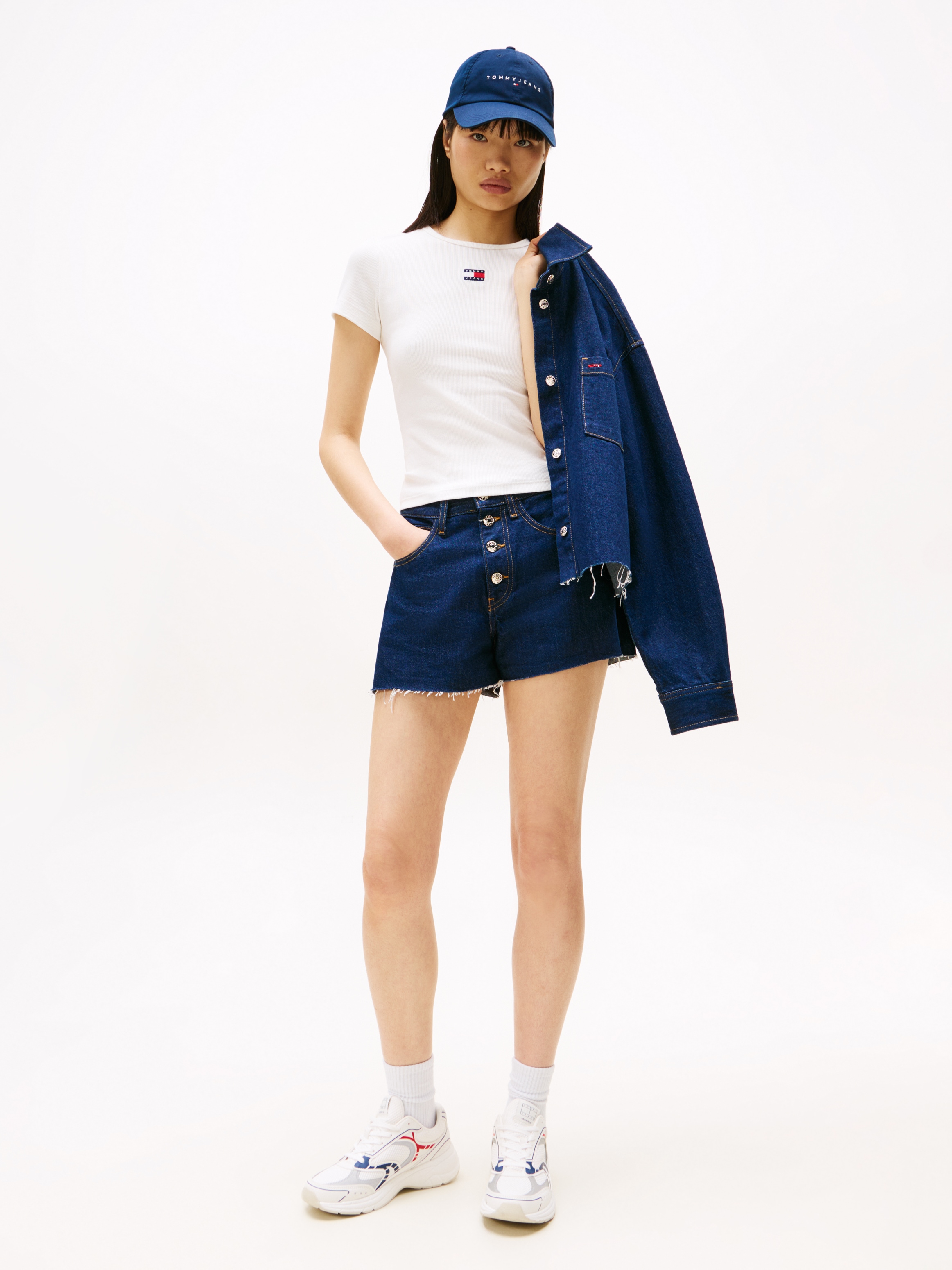 Tommy Jeans Kurzarmshirt »TJW SLIM BADGE RIB TEE«, mit gerippter Struktur