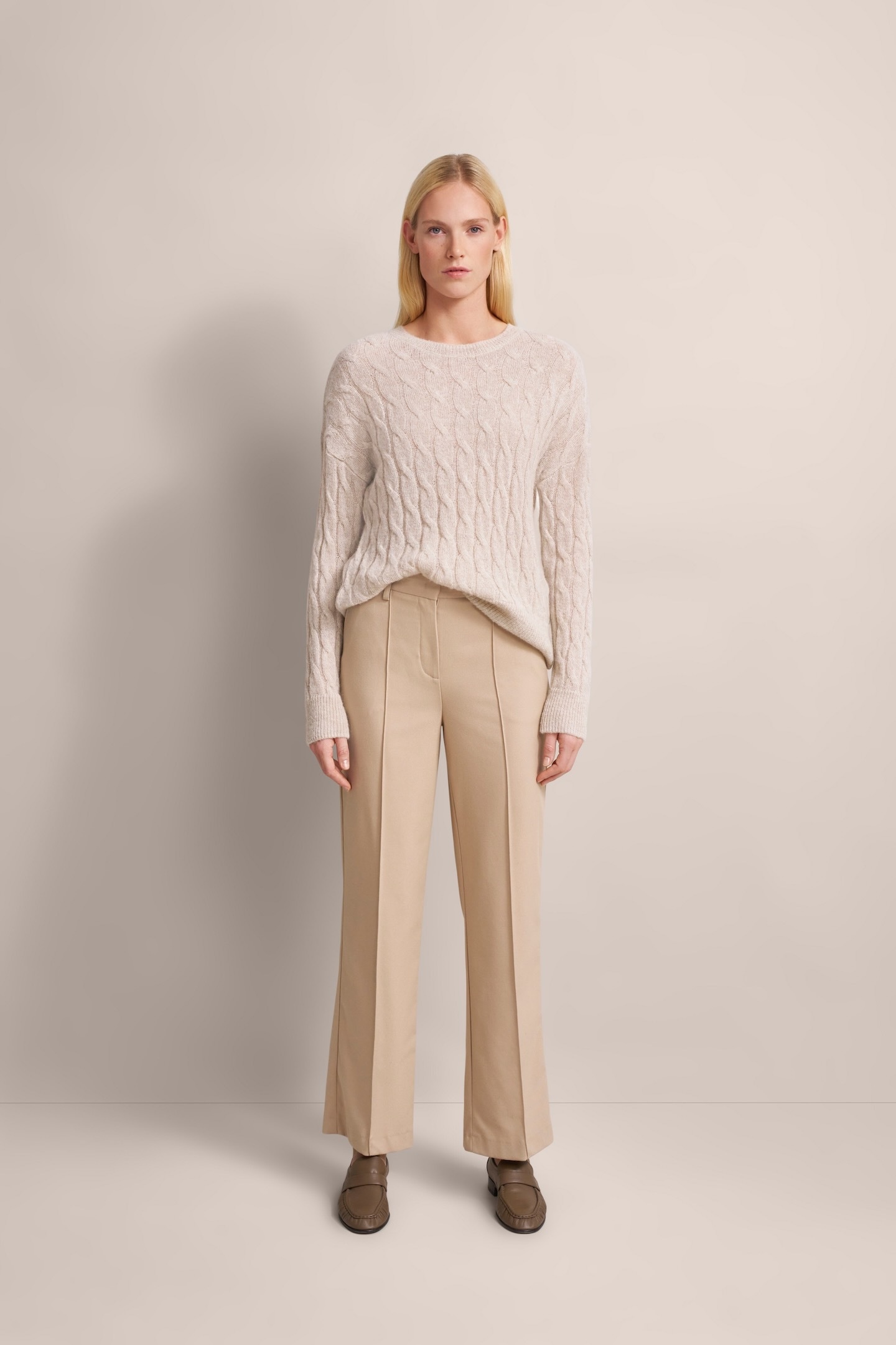 bugatti Rundhalspullover mit Zopfmuster