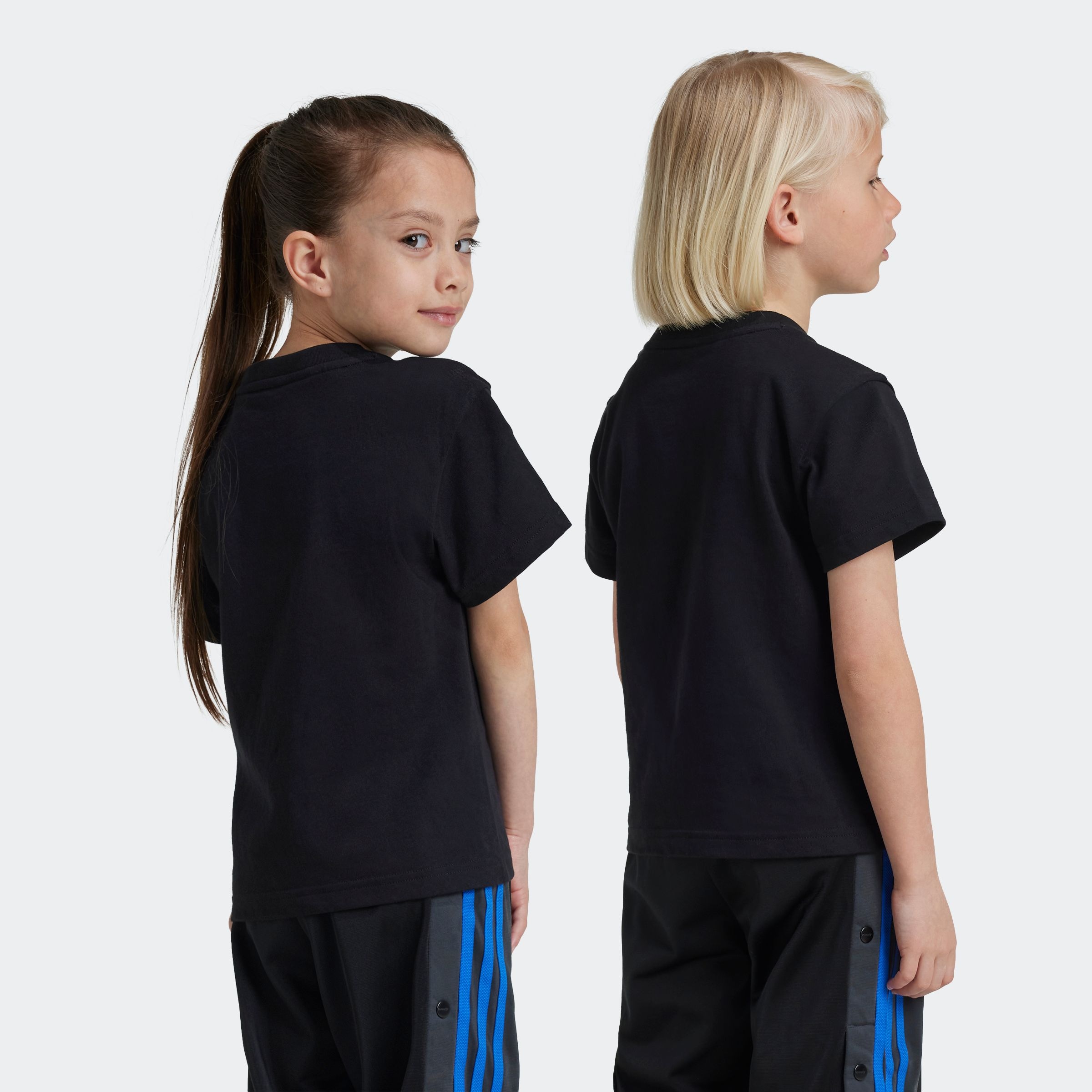 adidas Originals T-Shirt »ADICOLOR TREFOIL KIDS« für Kinder, mit Rundhalsausschnitt, ohne Verschluss