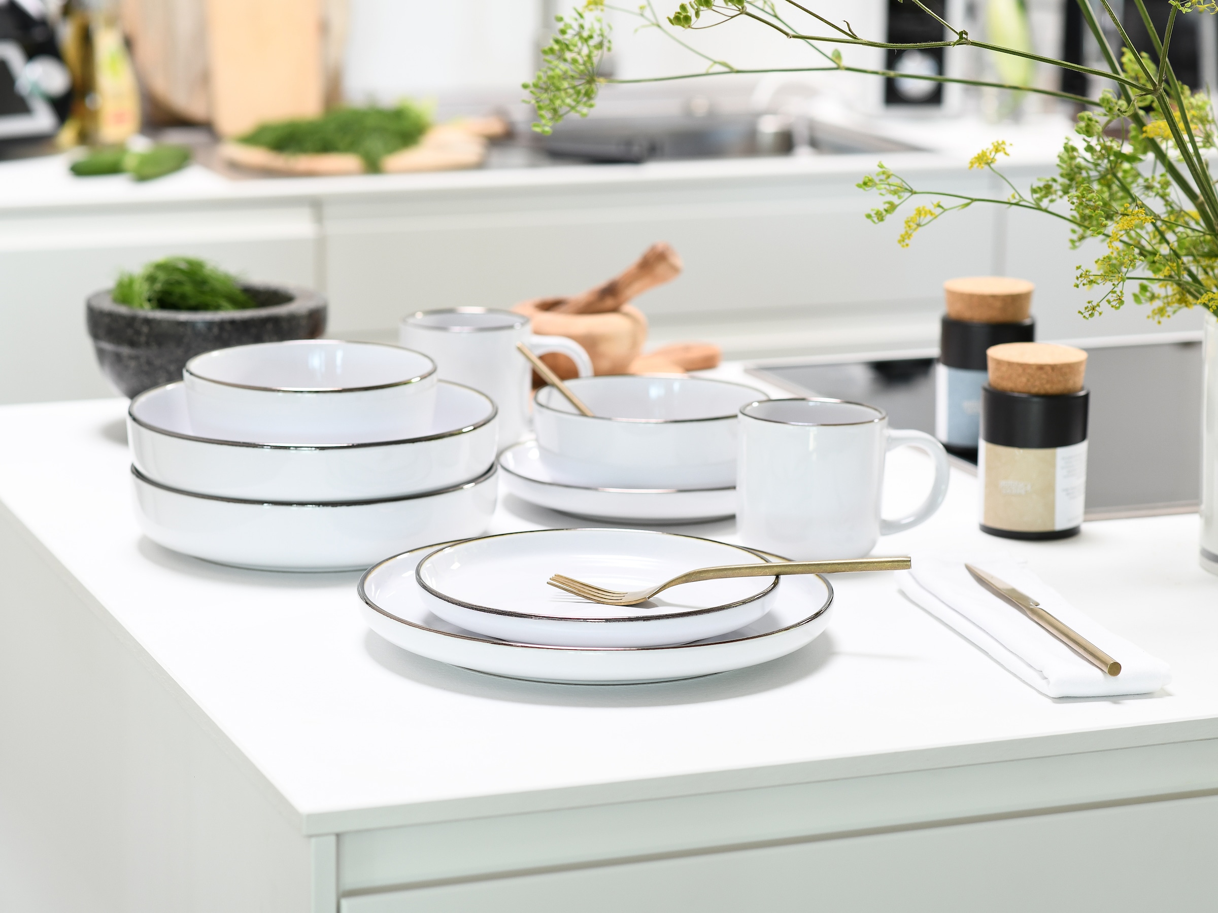 CreaTable Kombiservice »Nordic Festive, Service 16-tlg.« Minimalistisches Design, Dezente goldene Akzente
