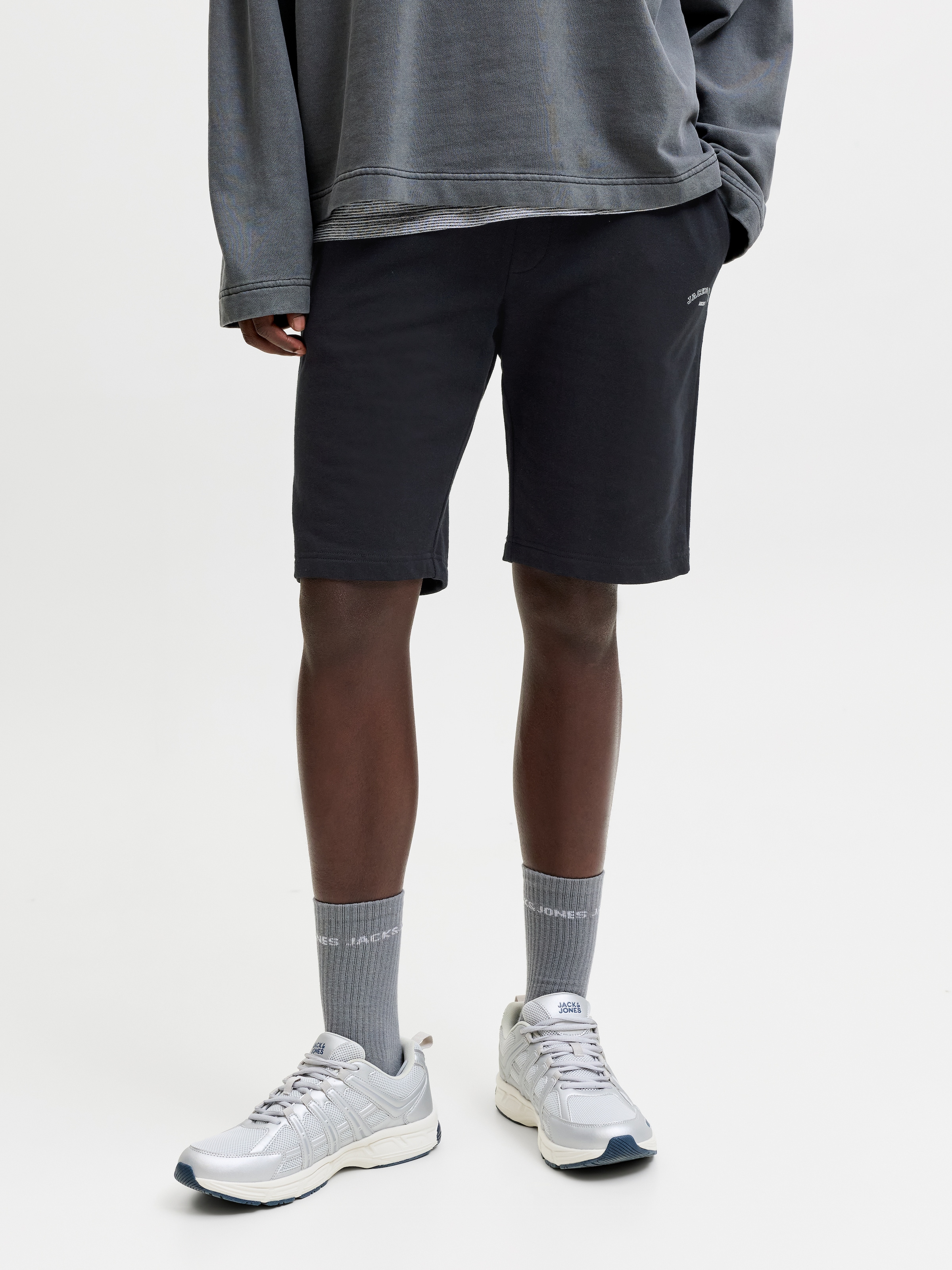 Jack & Jones Sweatshorts »JPSTGORDON COLLEGE SWEAT SHORTS MID«