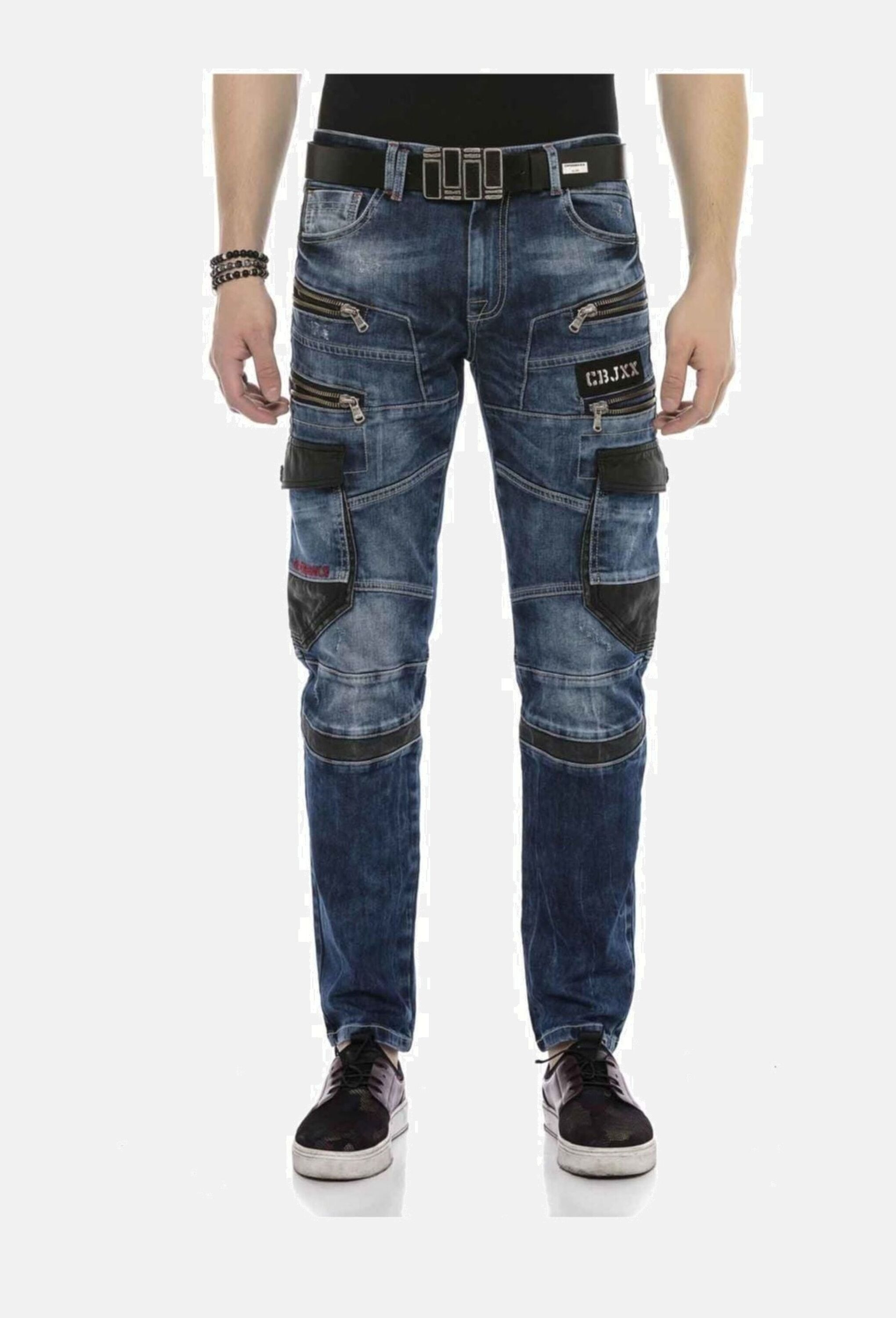Cipo & Baxx Regular-fit-Jeans »Cipo & Baxx Jeans DENIM« bequeme Jeans mit auffälligen Applikationen, CD586