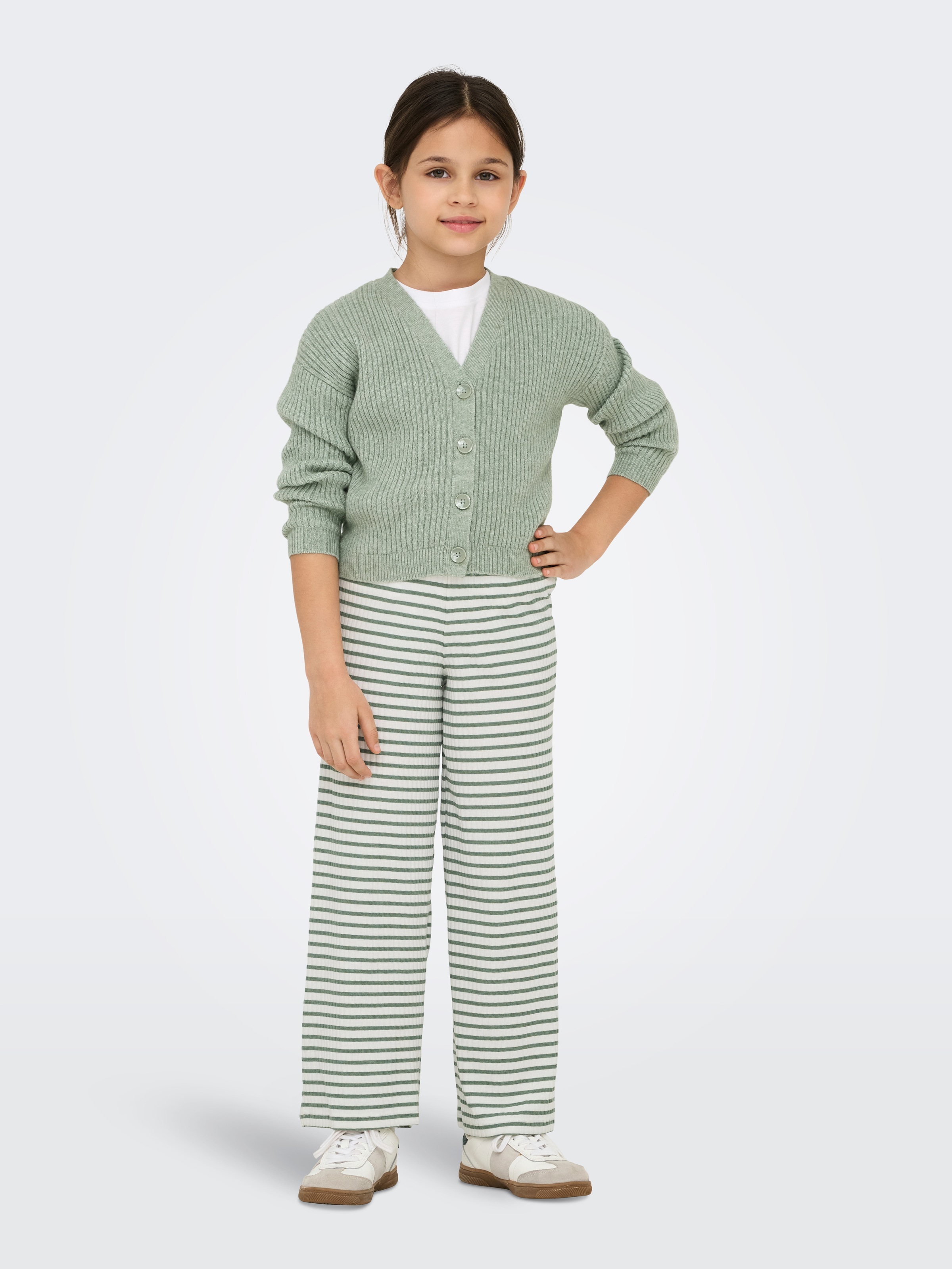KIDS ONLY Strickjacke »KOGMANDY LS SHORT BOXY CARDIGAN KNT NOOS« Viskosemischung, regular fit
