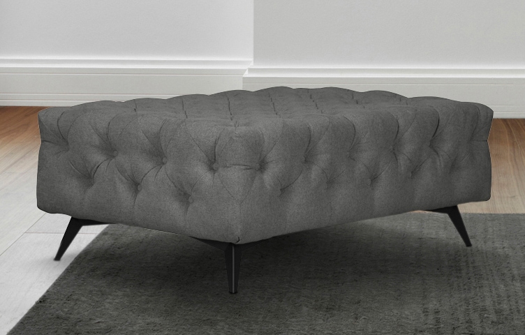 Leonique Polsterhocker »Amaury«, Chesterfield-Optik, Breite 120cm, Fußfarbe wählbar