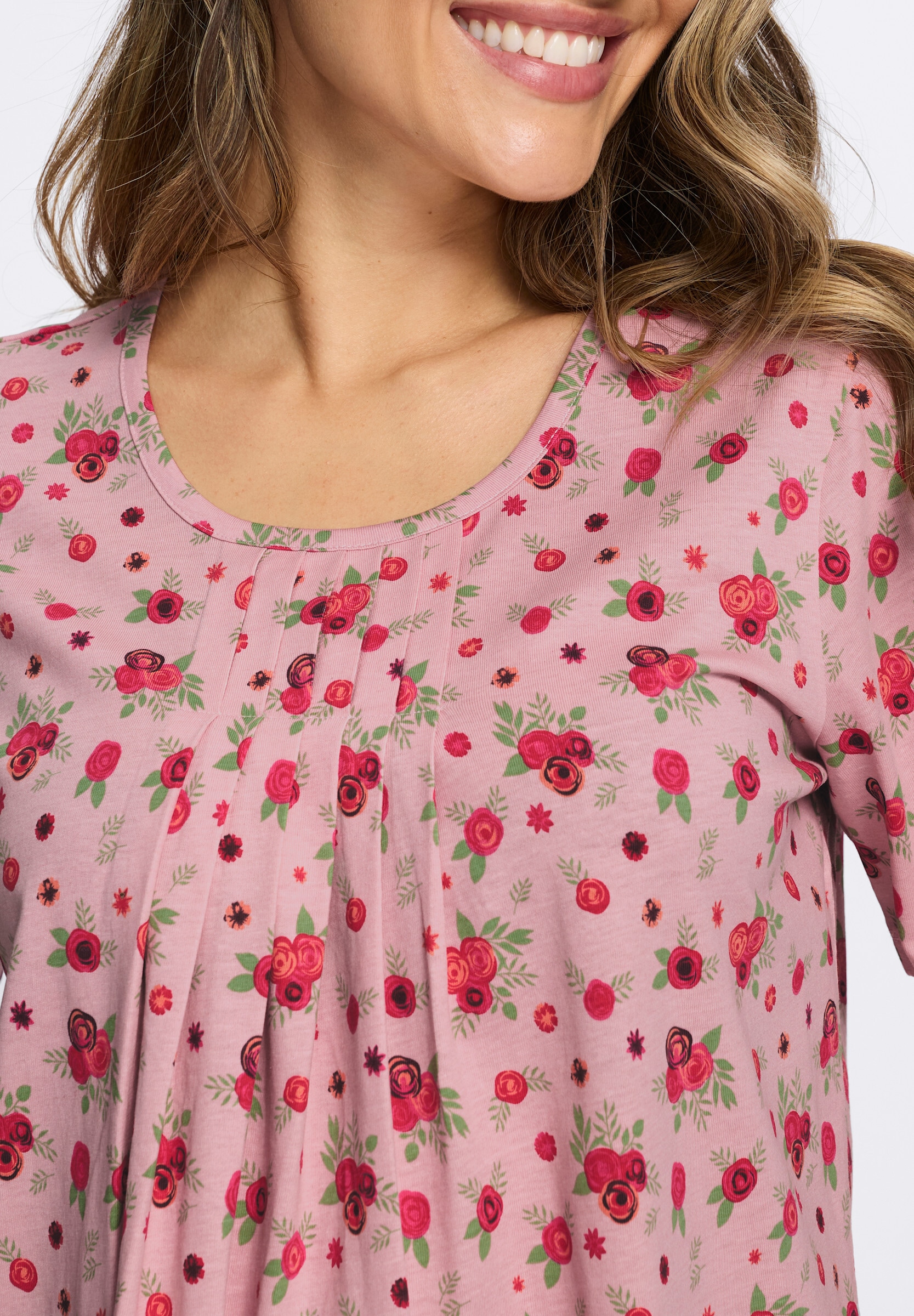 Sieh an! Trachtenshirt »Kurzarm-Shirt Kurzarmshirt mit Falten am Ausschnitt«
