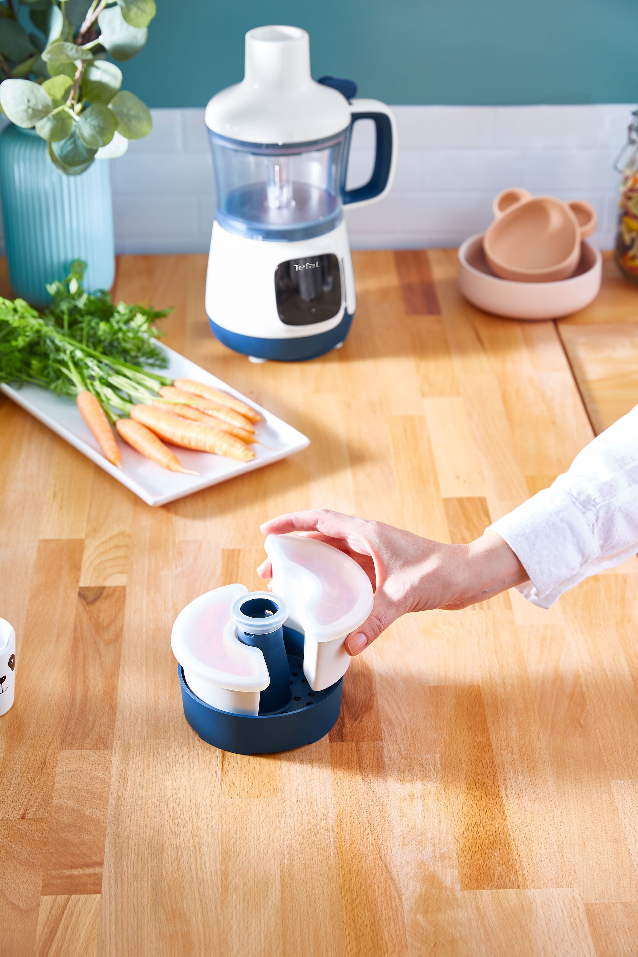 Tefal Stabmixer »HB55W4 Yummy Gourmet Babynahrungszubereiter«, 600 W, inkl. Stabmixer, Spatel, Messbecher, Keramikvorratsbehälter,Rezeptbuch