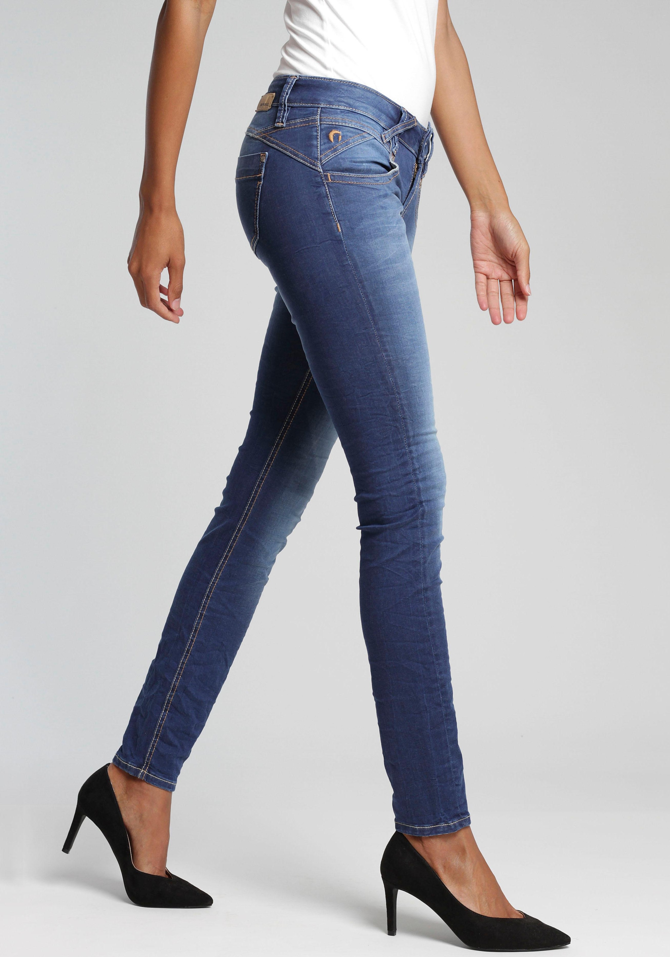 GANG Skinny-fit-Jeans »94Nena«, mit ♕ bei Used-Effekten