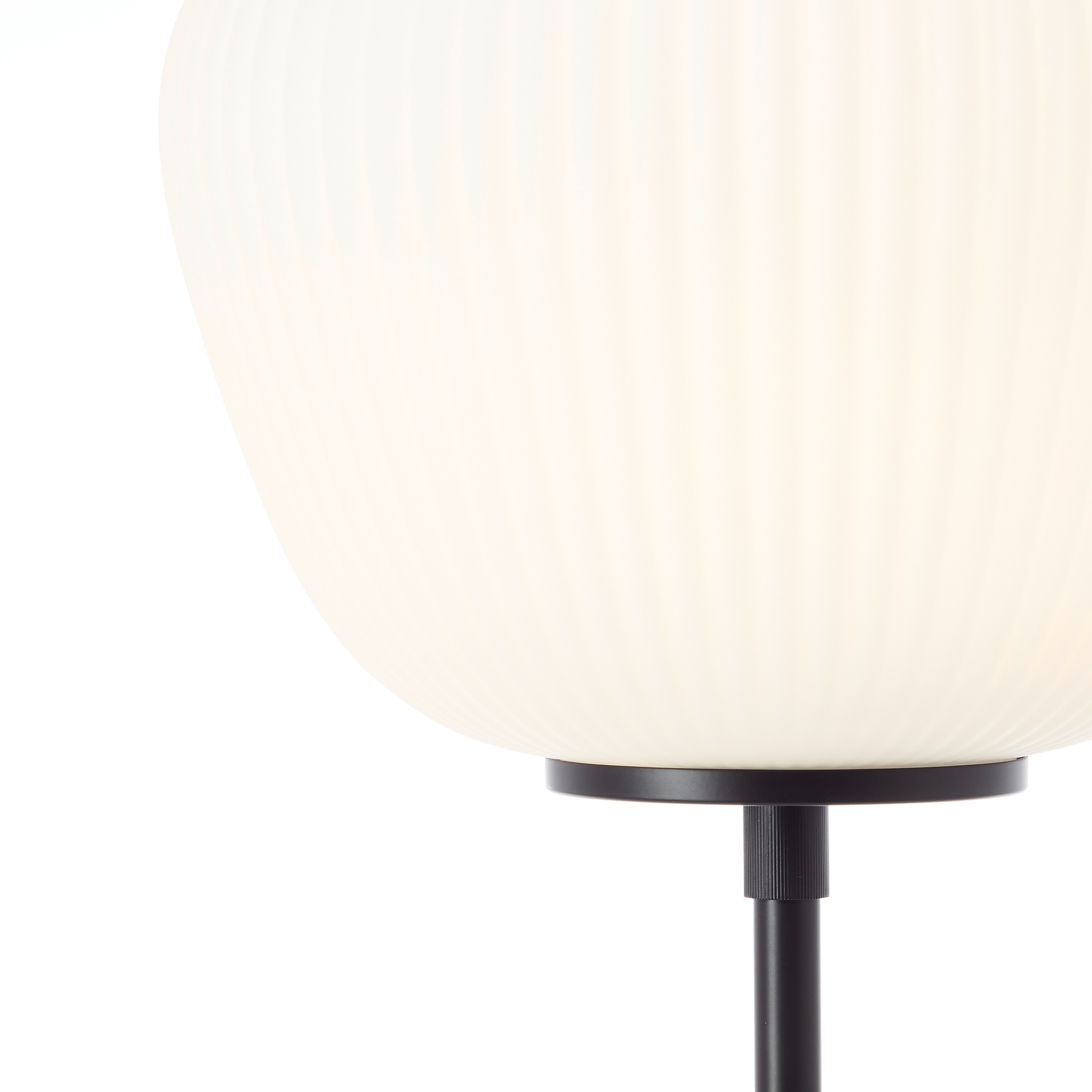 Brilliant Stehlampe »Kaizen« E27 1 Stk. 140 x 35 cm, E27, Riffelglas/Metall, weiß/schwarz
