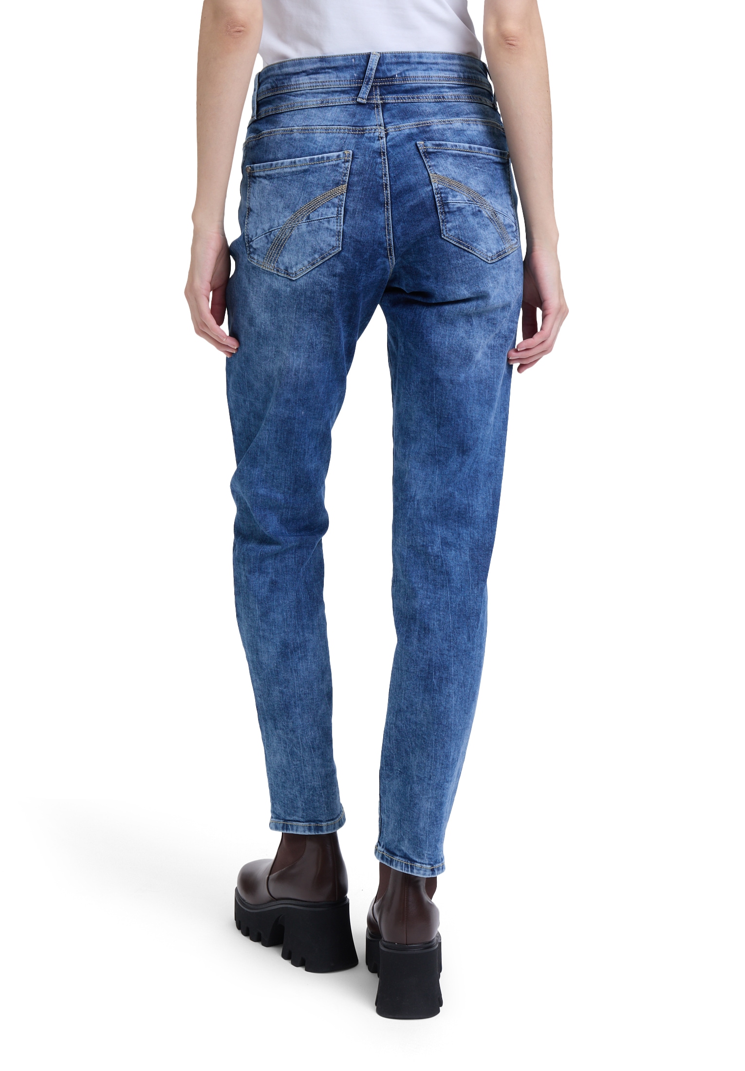 Cartoon Boyfriend-Hose »Boyfriend-Hose mit Nieten«