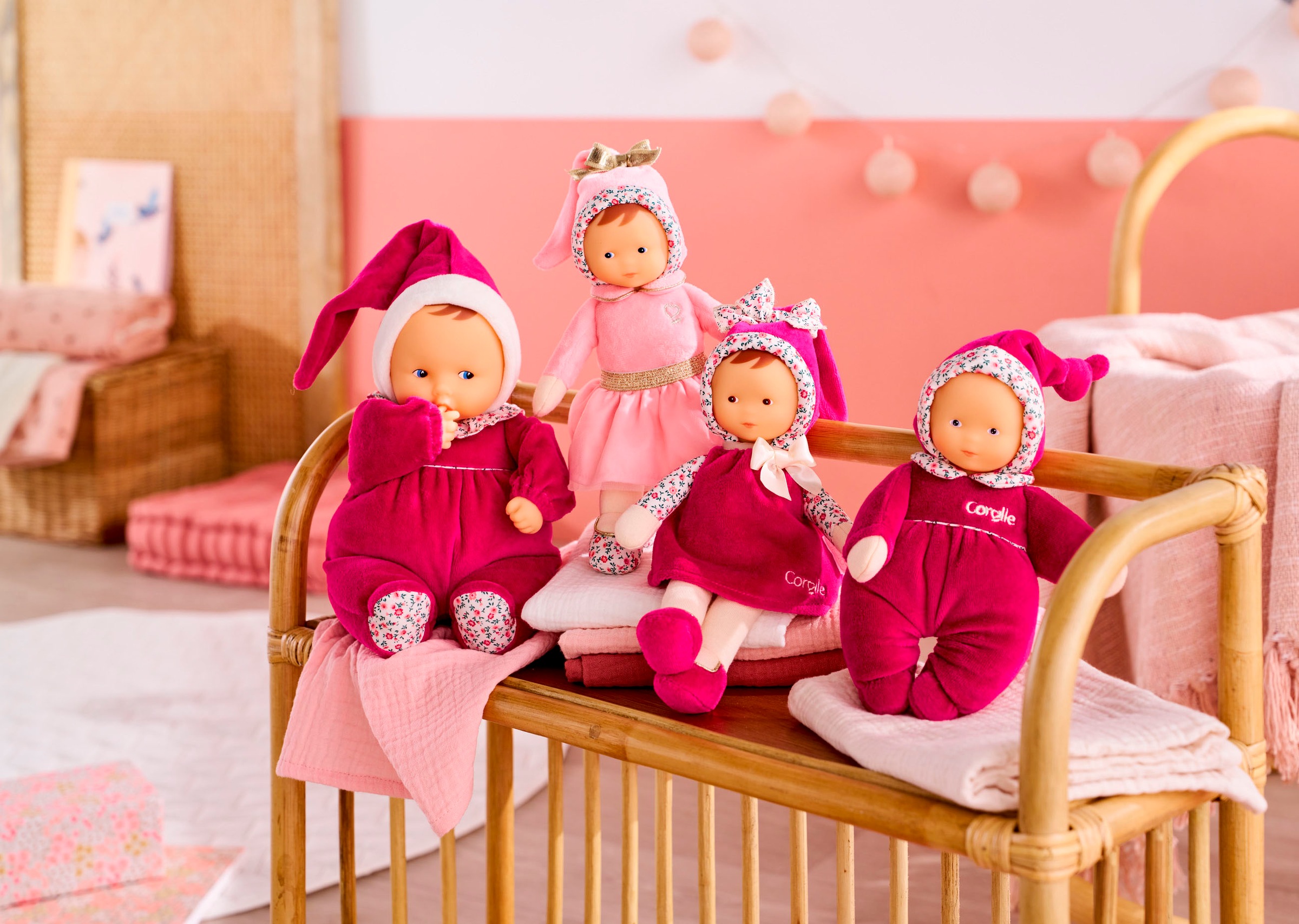 Corolle® Stoffpuppe »Mon Doudou, Miss Röschen«, mit Vanilleduft