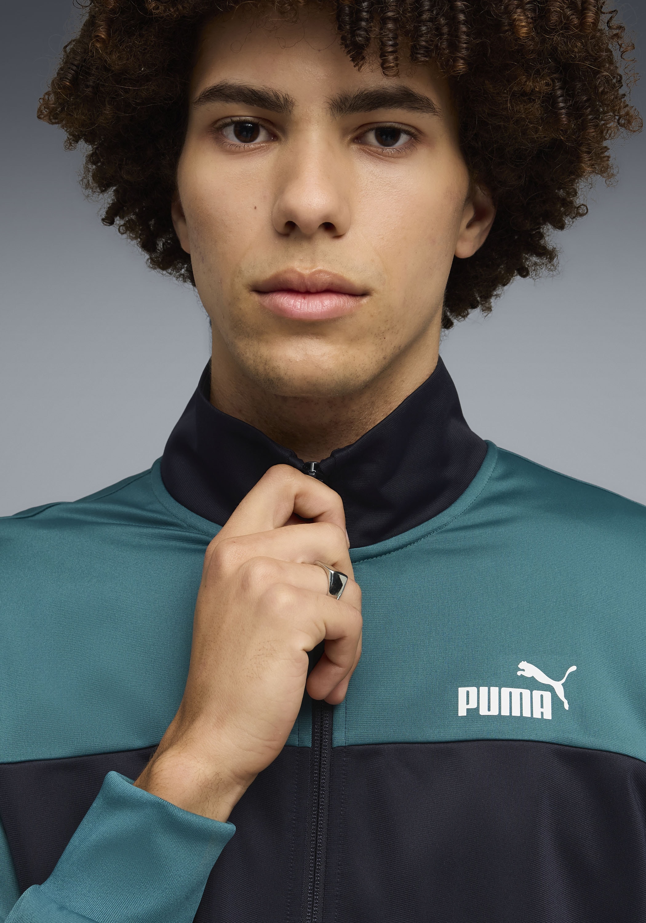 PUMA Trainingsanzug »POLY COLORBLOCK SUIT« 2 tlg. Regular Fit, ohne Kapuze