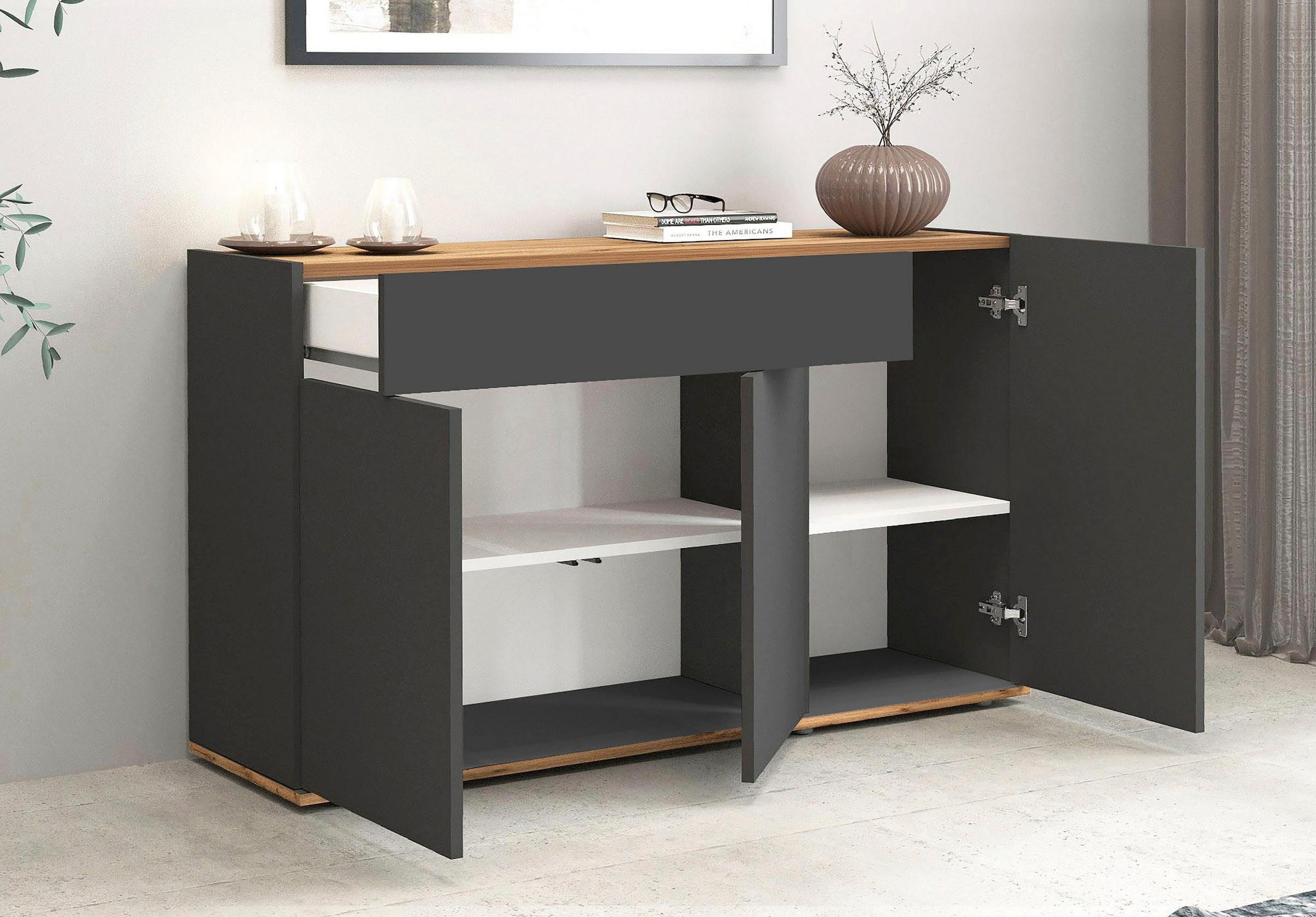 OTTO home Sideboard »Garda, Kommode, Schrank, 3 Türen, 1 Schublade, Made in Italy« 3 Türen, 1 Schublade, grifflos Breite 120,1 cm, anthrazit/eiche matt