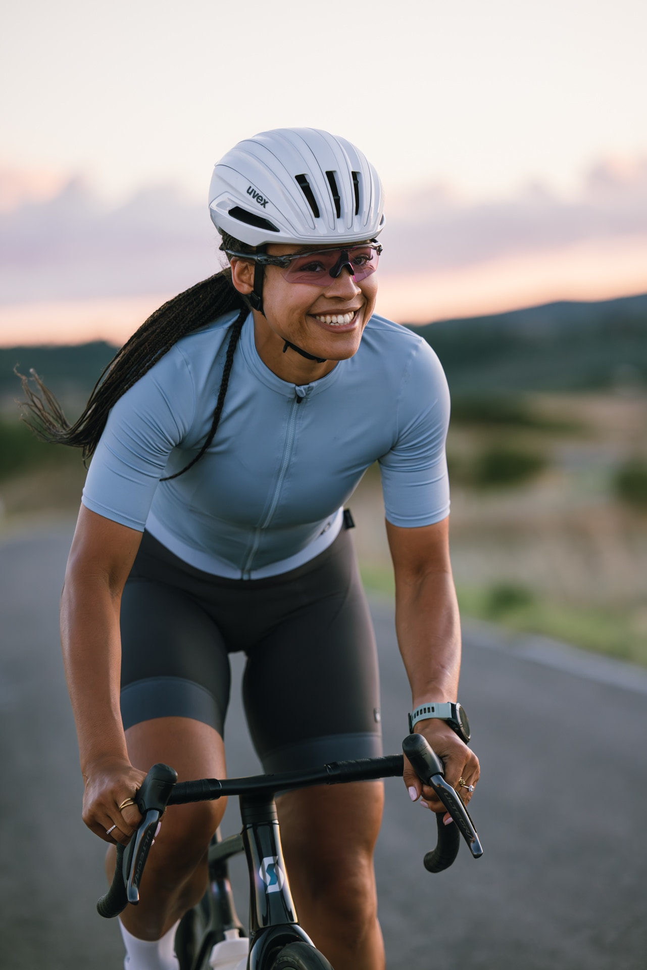 Gonso Radtrikot »Road Jersey W« Damen Fahrradtrikot kurzarm, Full-Zip Trikot, Rückentasche, Slim Fit