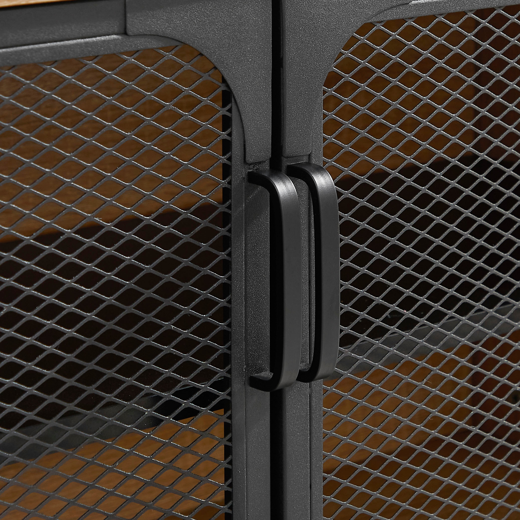 OTTO home Regal »Amance« Metallgestell, viel Stauraum und ideal für Saugroboter, Höhe 177 cm