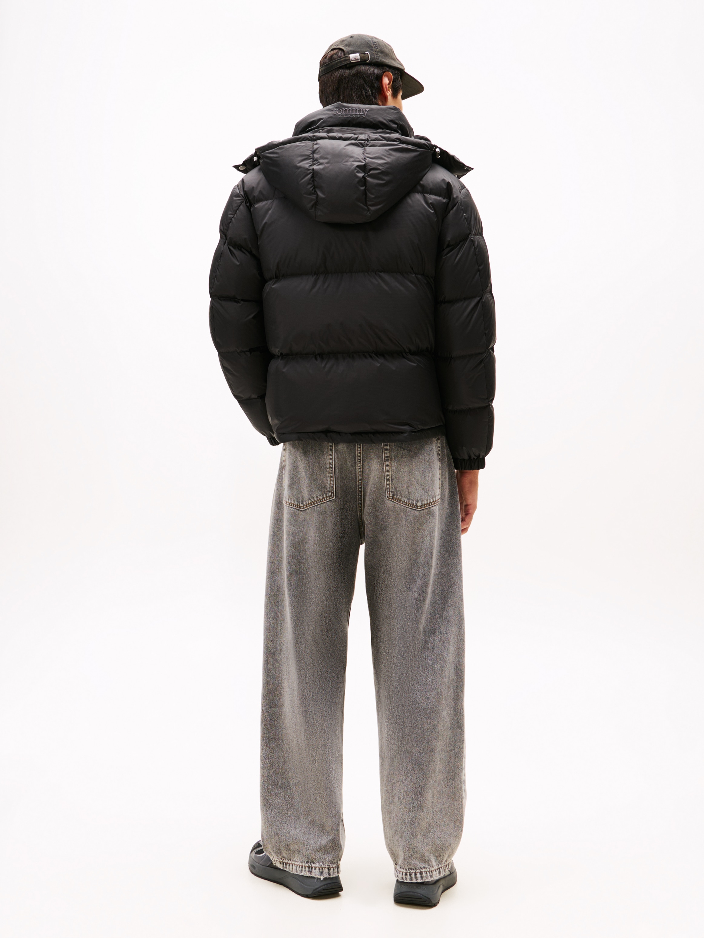 Tommy Jeans Steppjacke »ALASKA DOWN PUFFER«, mit Kapuze, Übergangsjacke Regular fit mit abnehmbarer Kapuze