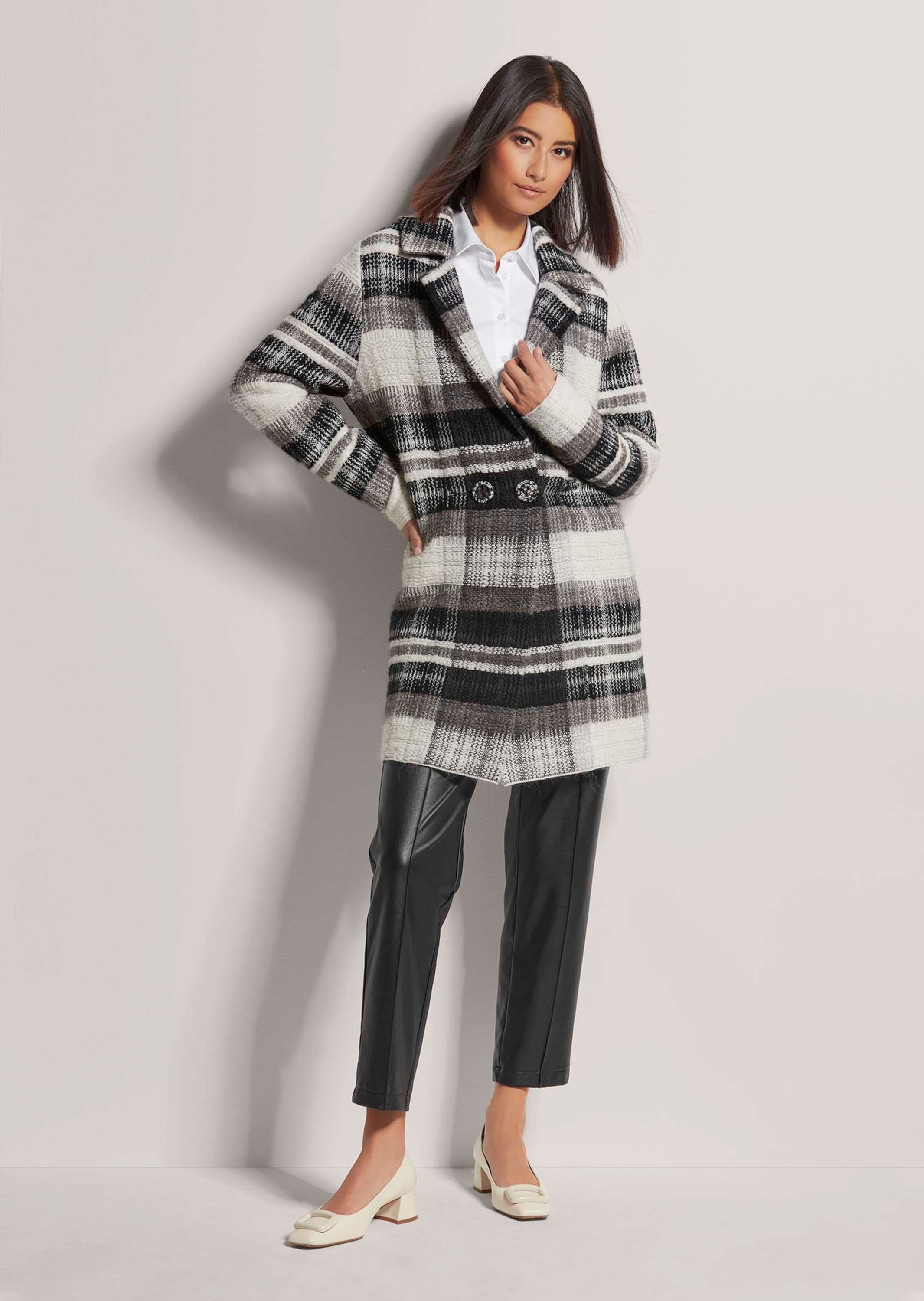 MADELEINE Strickjacke »Strickjacke Dünner Mantel aus italienischem Garn«