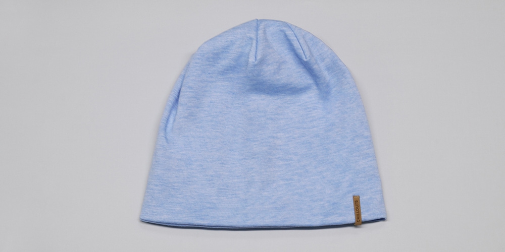 chillouts Beanie »Surrey Hat«, (1 St.), mit dezentem Flag-Label, passt sich jeder Kopfform an