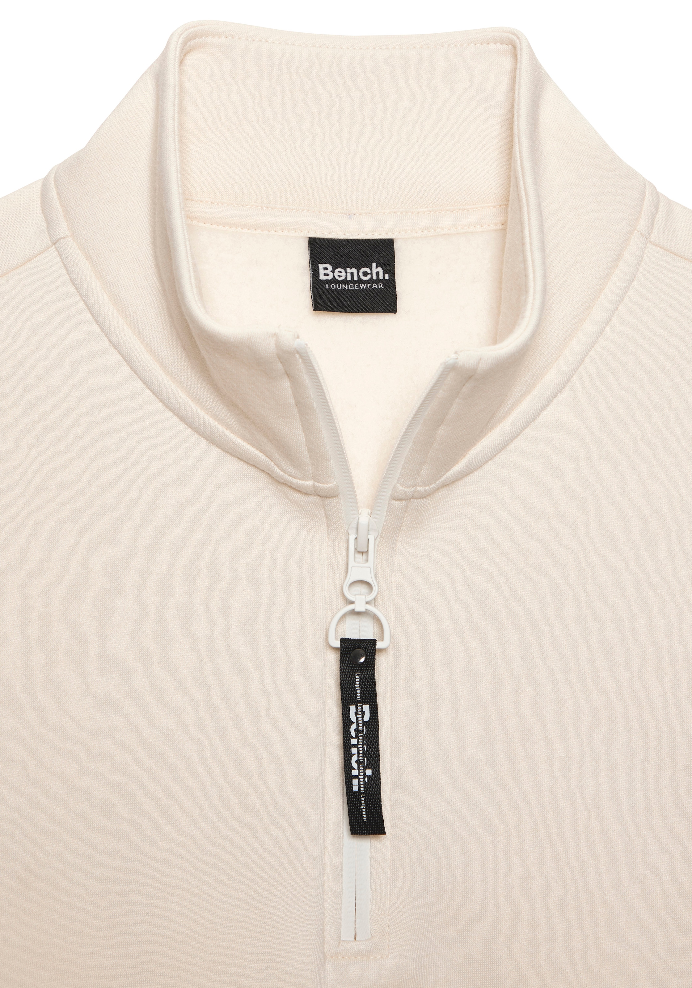Bench. Loungewear Sweatshirt, mit Logoschriftzug und Reißverschluss