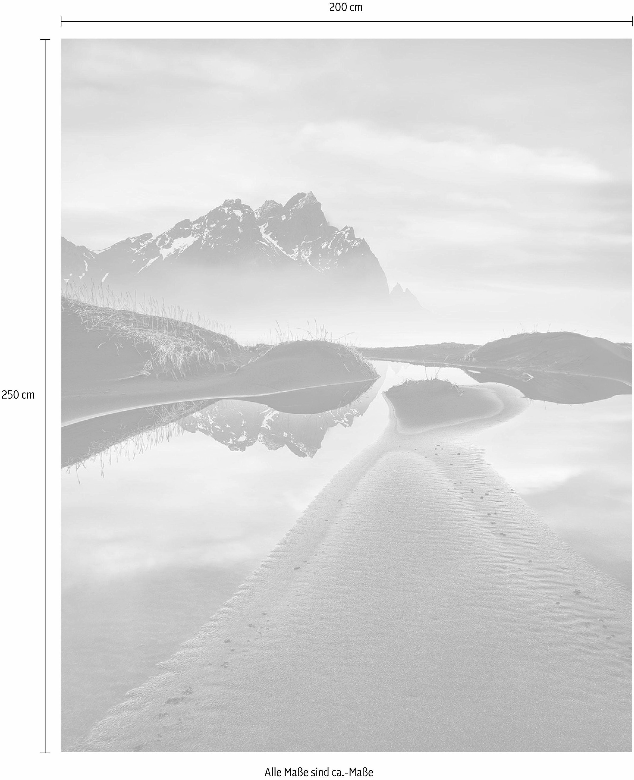 Komar Vliestapete »Digitaldruck Vlies - Glowing Vestrahorn - Größe 200 x 250 cm«, bedruckt, Wohnzimmer, Schlafzimmer