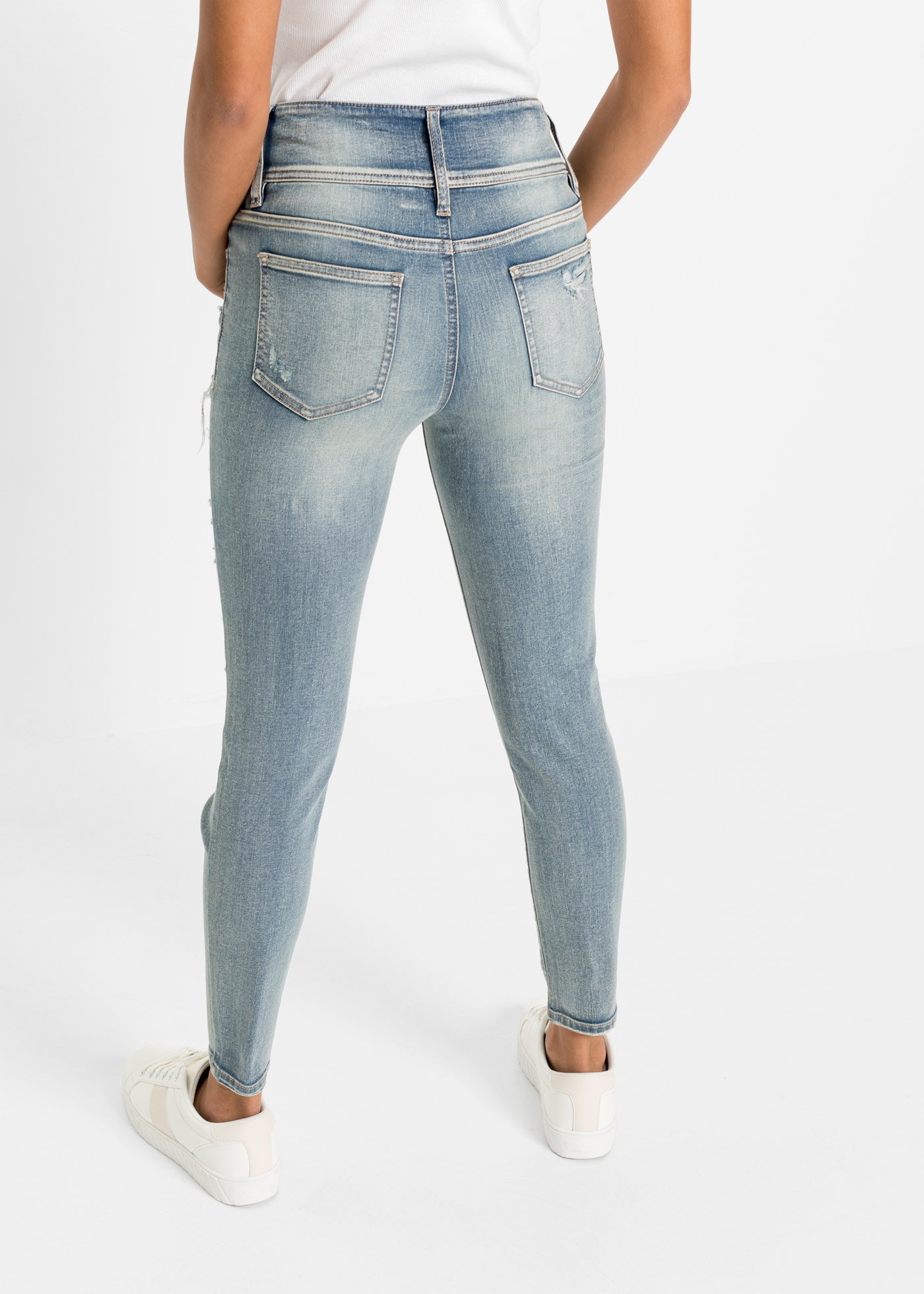 bonprix Skinny-fit-Jeans »Skinny Jeans High Waist, Stretch« Skinny-fit, mit breitem High Waist Bund, coole Destroyed Effekte