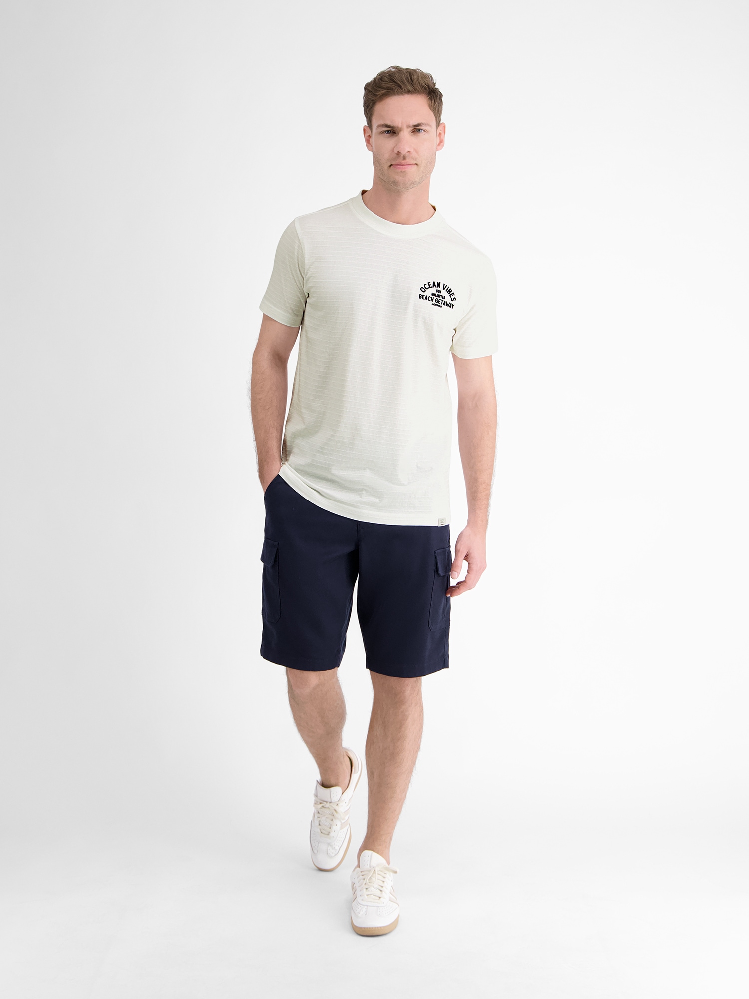 LERROS T-Shirt »Gestreiftes T-Shirt mit Front und Backprint«