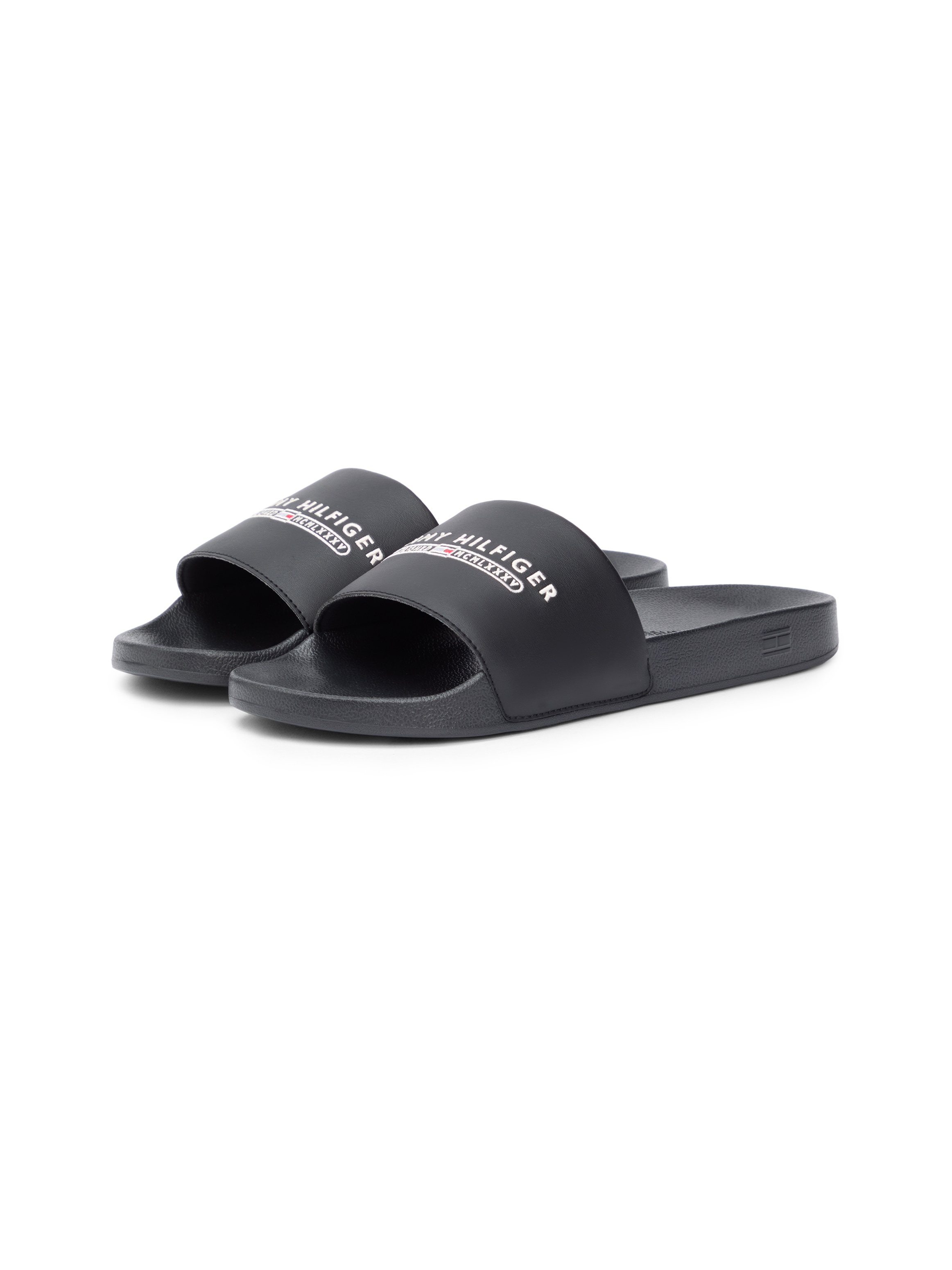 Tommy Hilfiger Pantolette »TOMMY HILFIGER RAISED POOL SLIDE«  , Sommerschuh, Badeschuh, Haussschuh mit Logoschriftzug