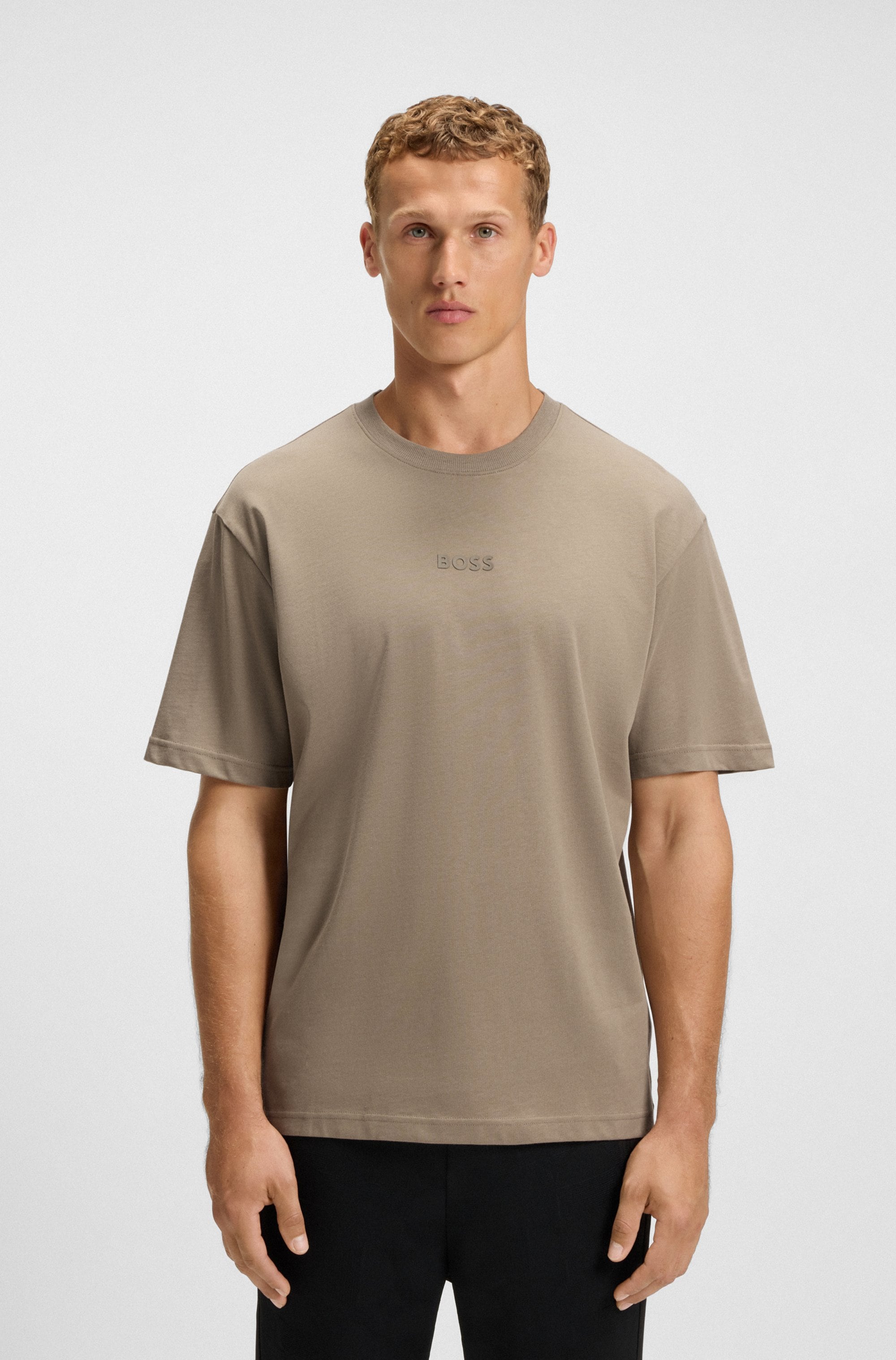 BOSS GREEN T-Shirt »Tee 10 Relaxed Fit« 100% Cotton, Logo Centered, Rundhals