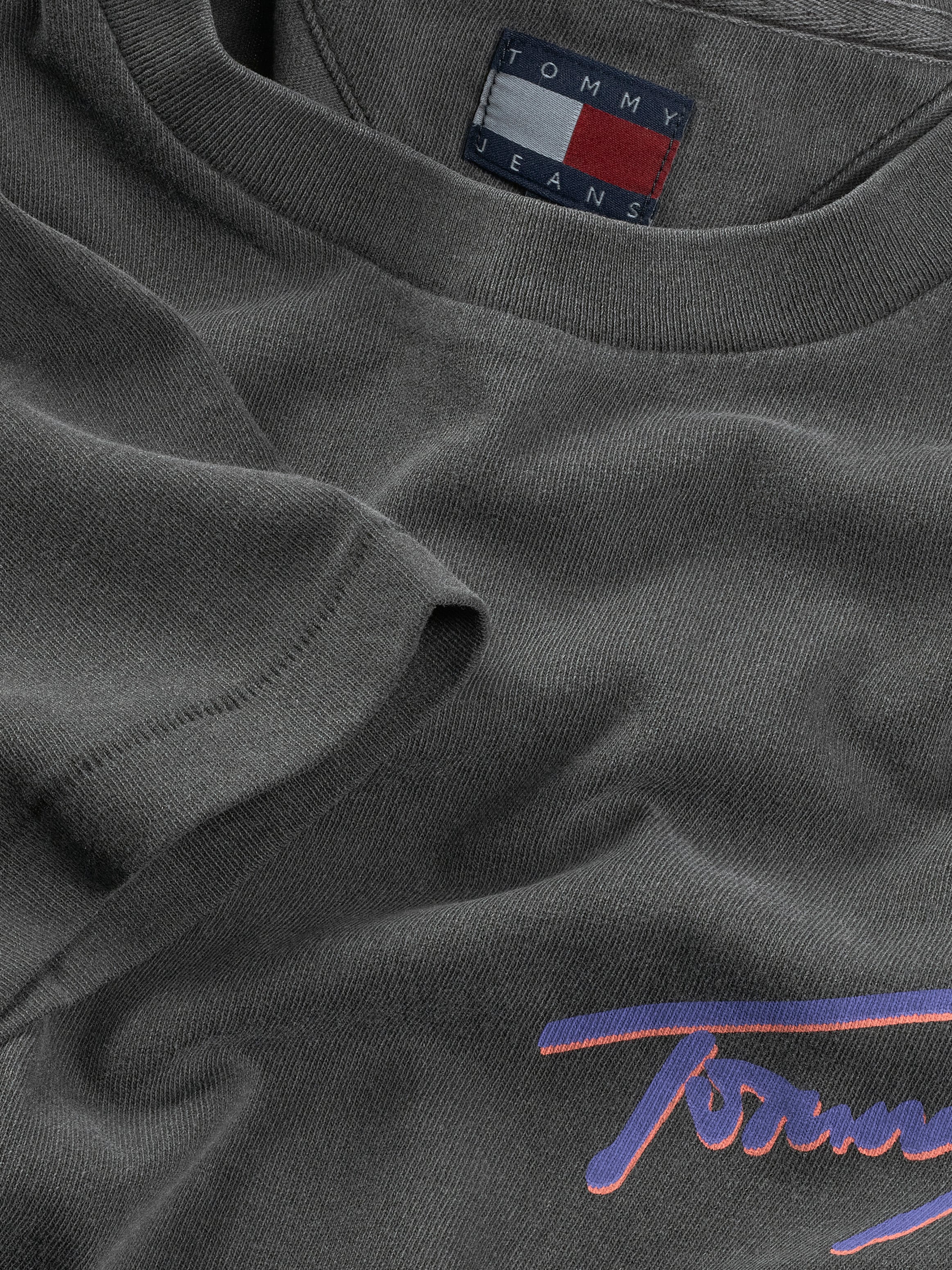Tommy Jeans T-Shirt »TJM RLX FADED GRAPHIC TEE EXT«, mit großem Rückendruck