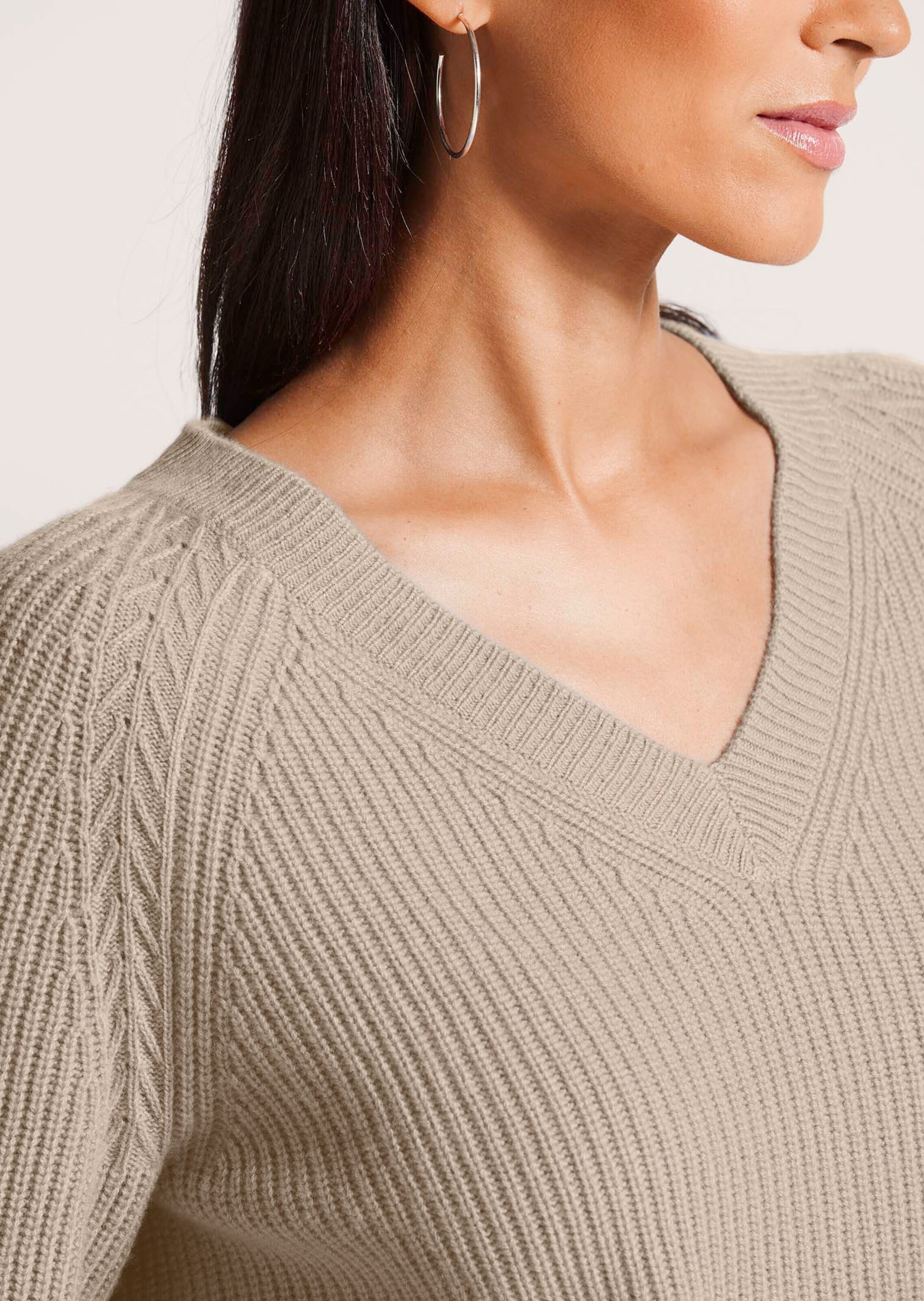 MADELEINE Longpullover »Pullover Langarm V-Ausschnitt-Pullover Strick«