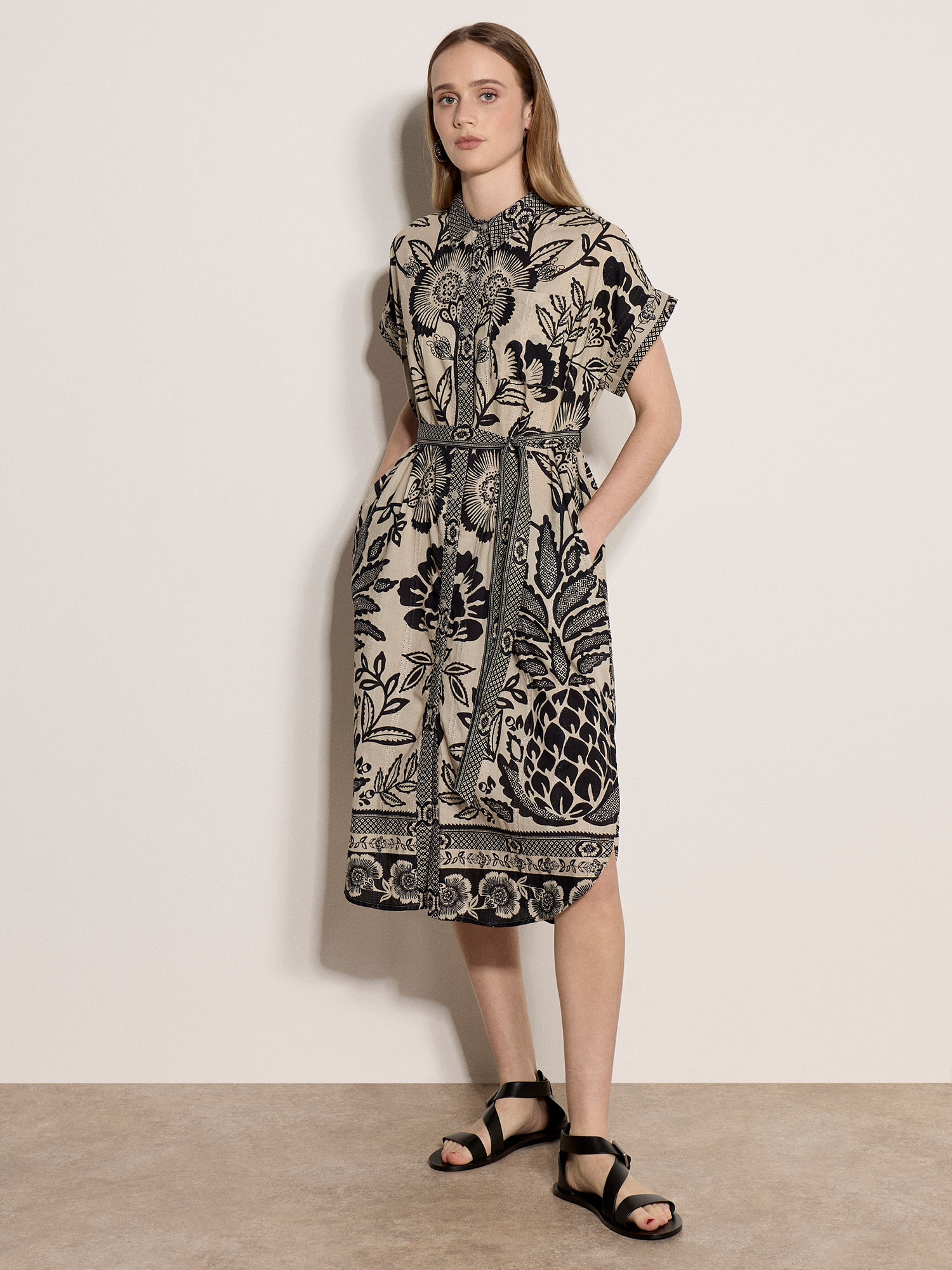 Apricot Midikleid »Midikleid« mit Blumen- und Ananas-Print