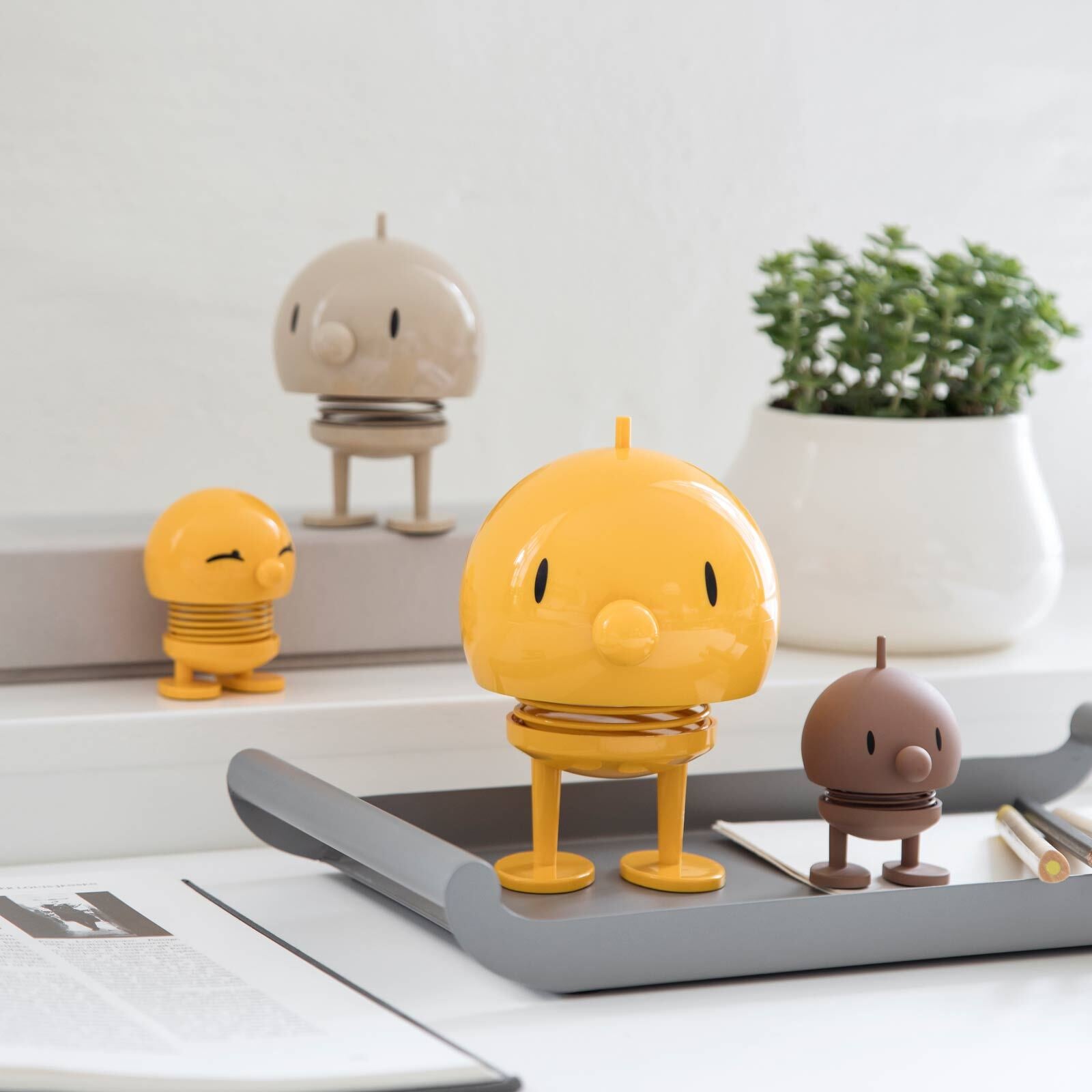 HOPTIMIST Dekofigur »Dekofigur XL Bumble 24 cm gelb«