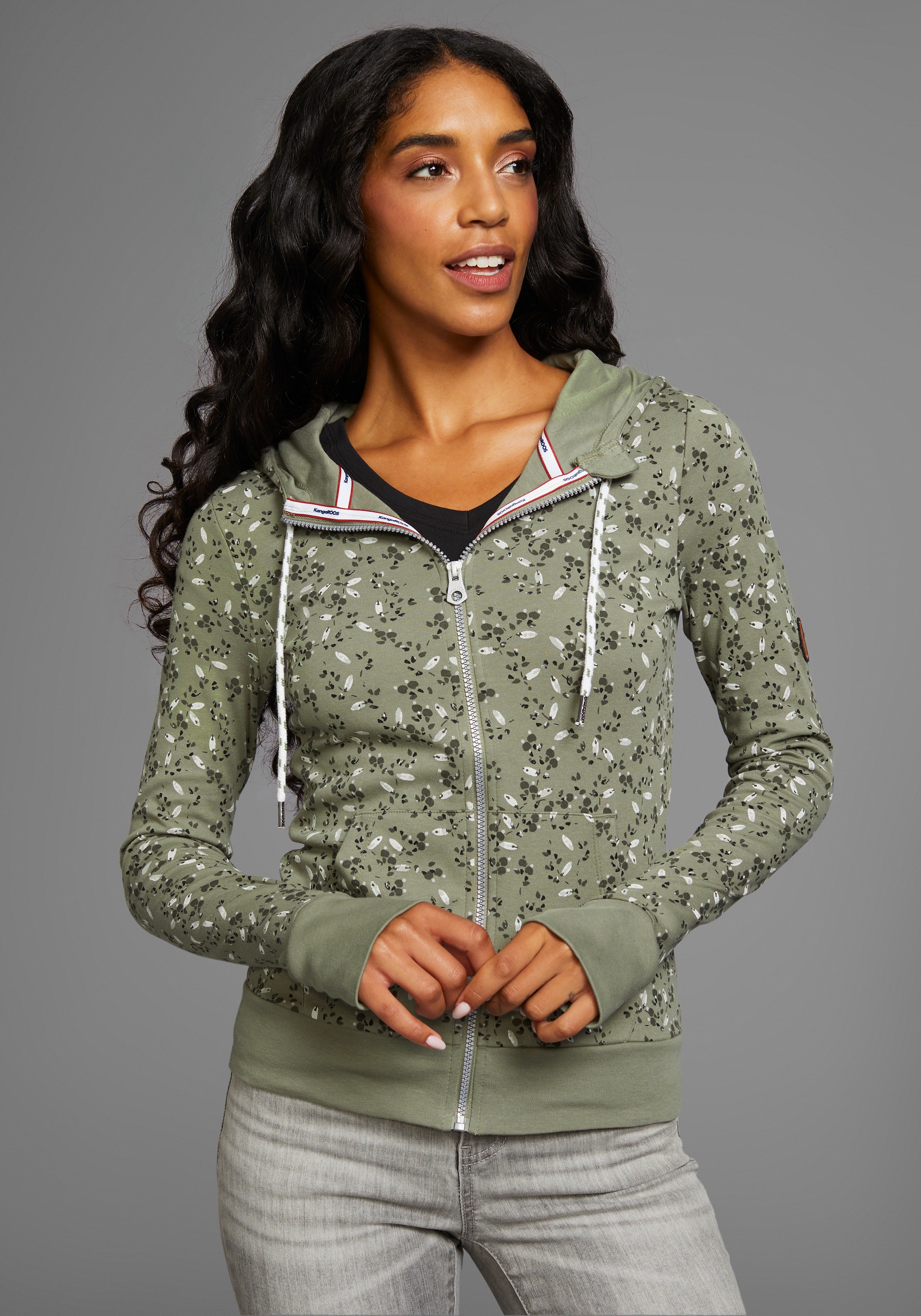 KangaROOS Sweatjacke, mit Allover-Print