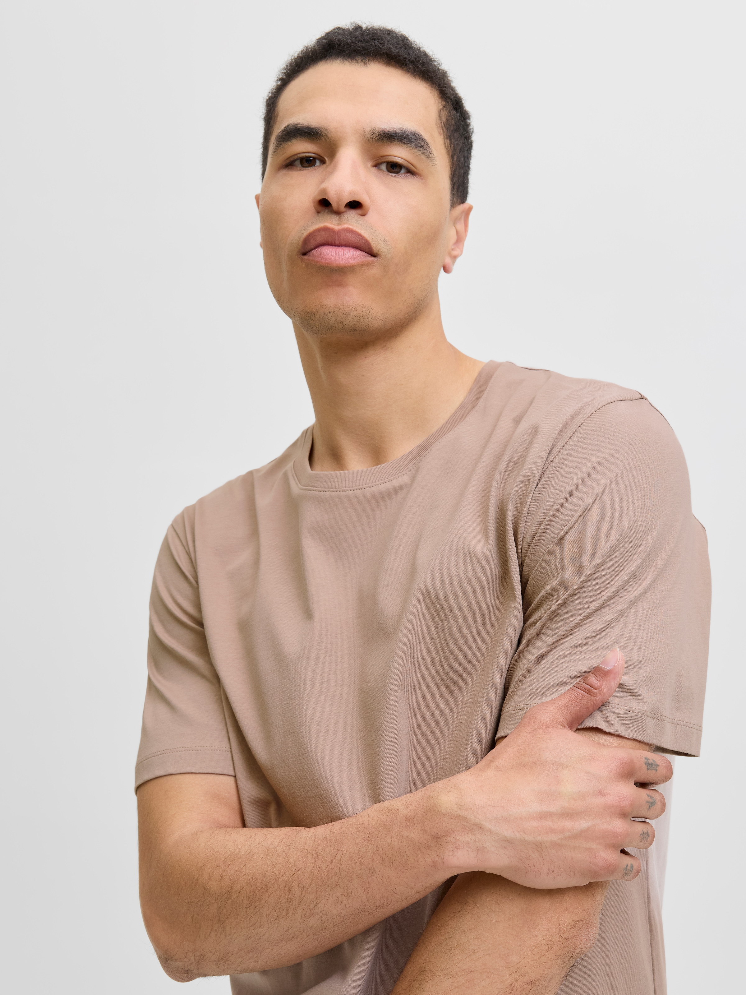 Jack & Jones Rundhalsshirt »JJEORGANIC BASIC TEE SS O-NECK NOOS«, mit Rundhalsausschnitt