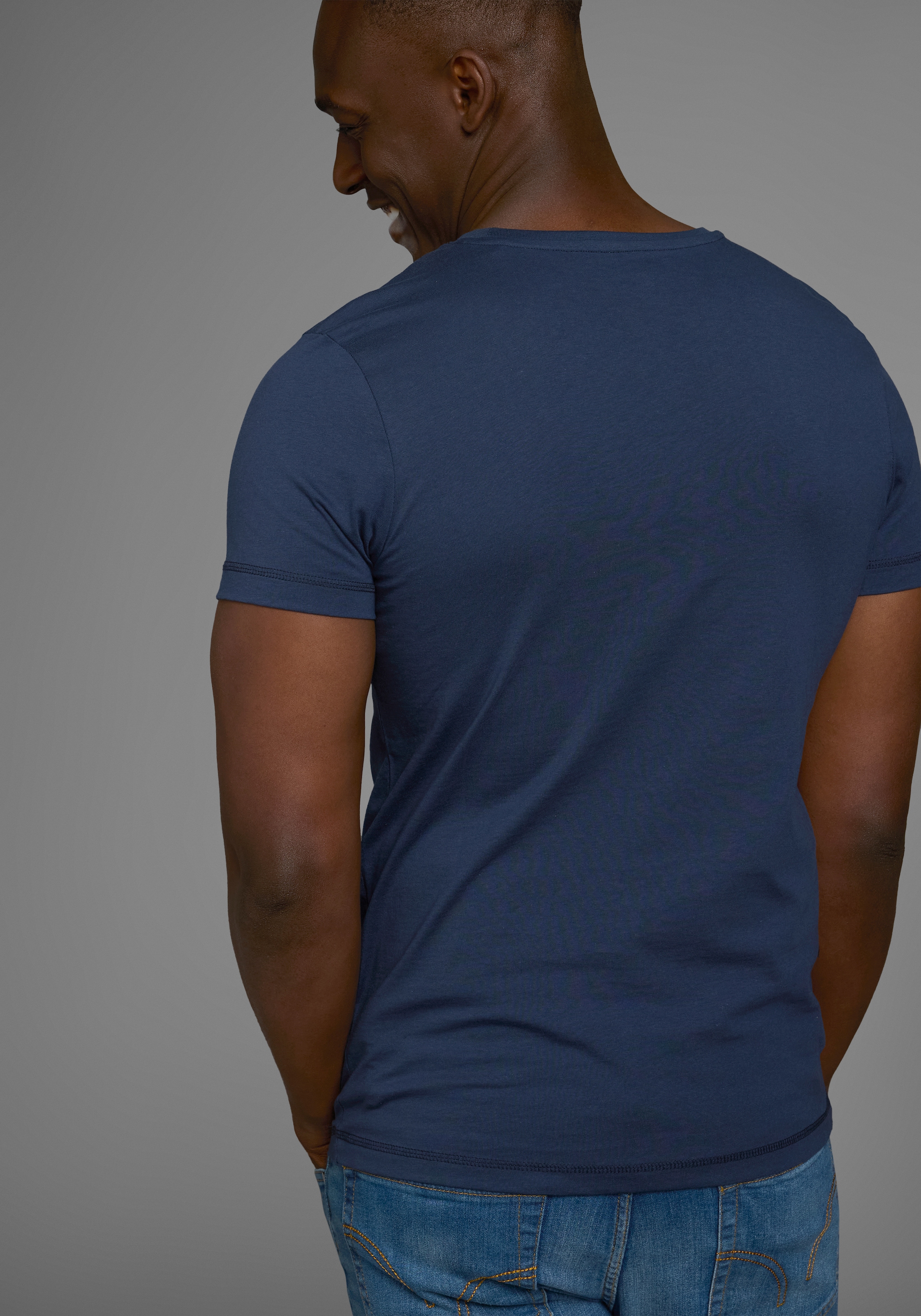 AJC T-Shirt kurzärmelig,  schmal geschnitten,  mit stylischem Druck